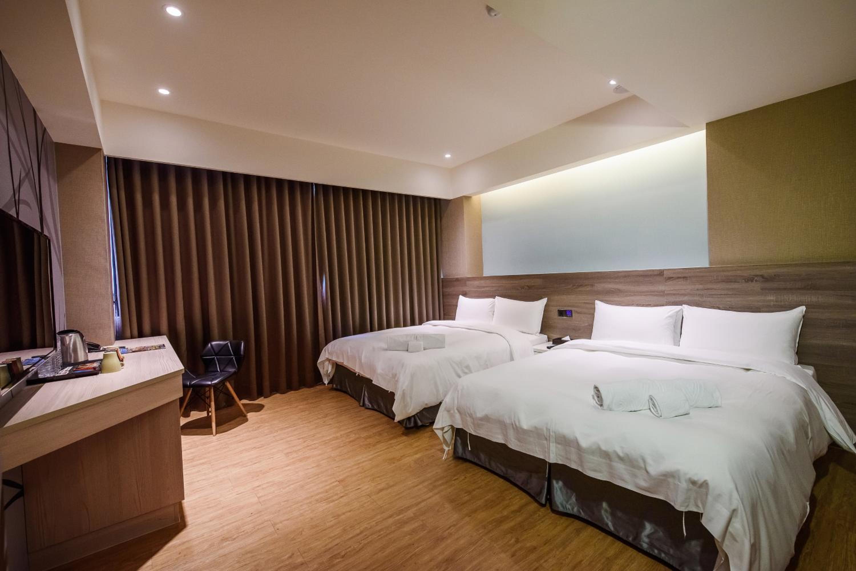 SIX FUKUN HOTEL