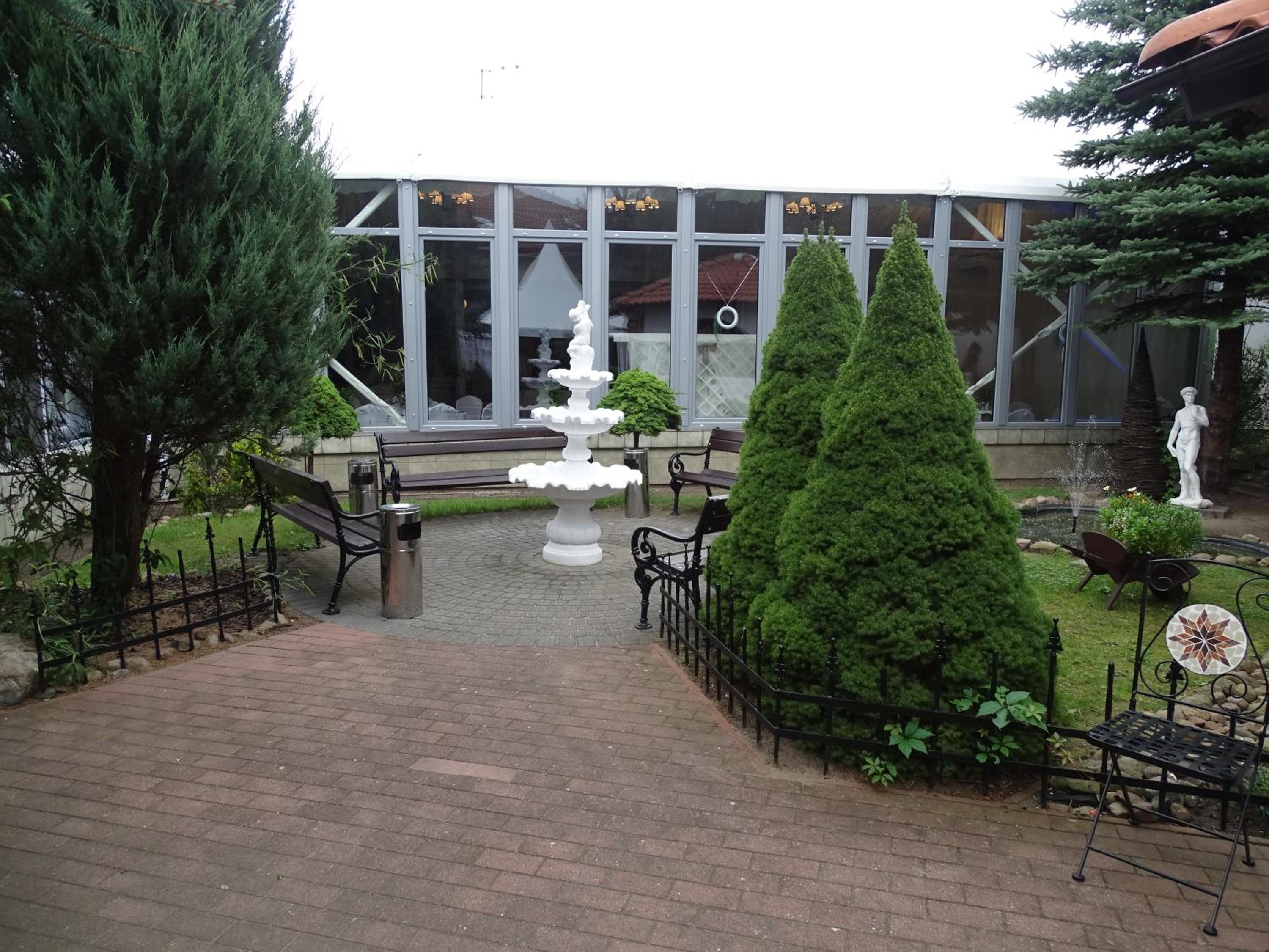 Photo 25