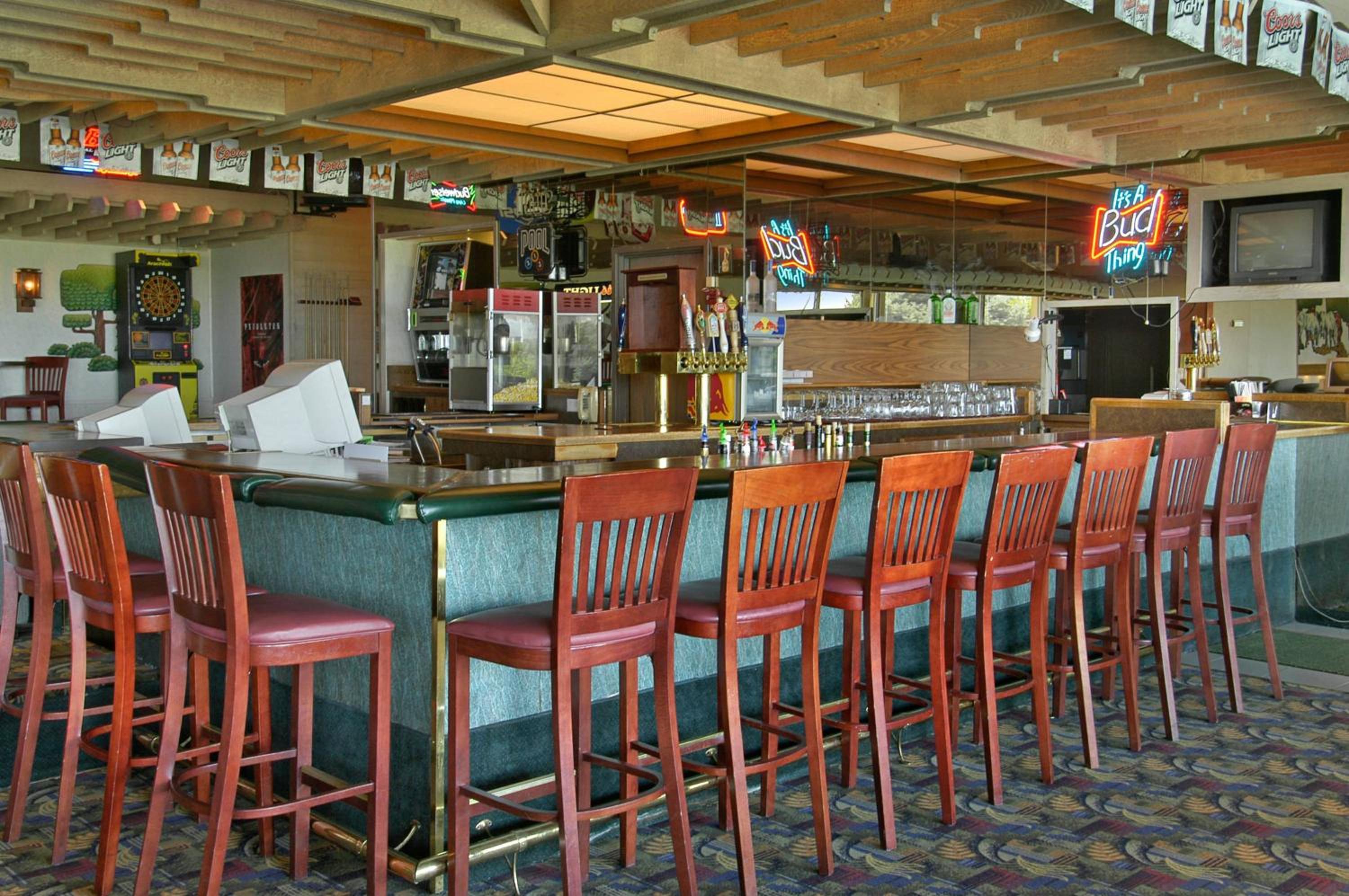 Pendleton Vacations - Red Lion Hotel Pendleton - Property Image 4