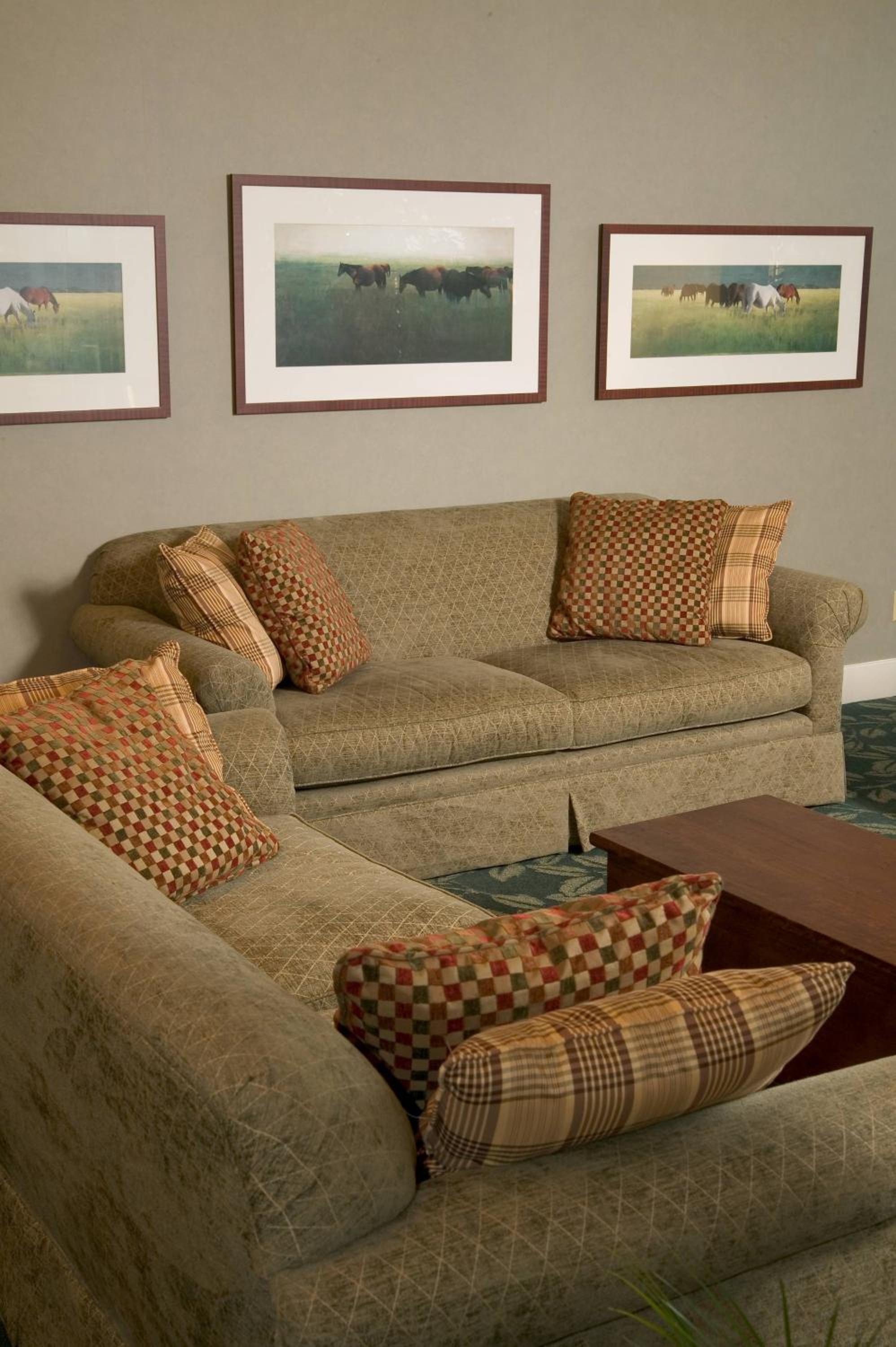 Pendleton Vacations - Red Lion Hotel Pendleton - Property Image 6