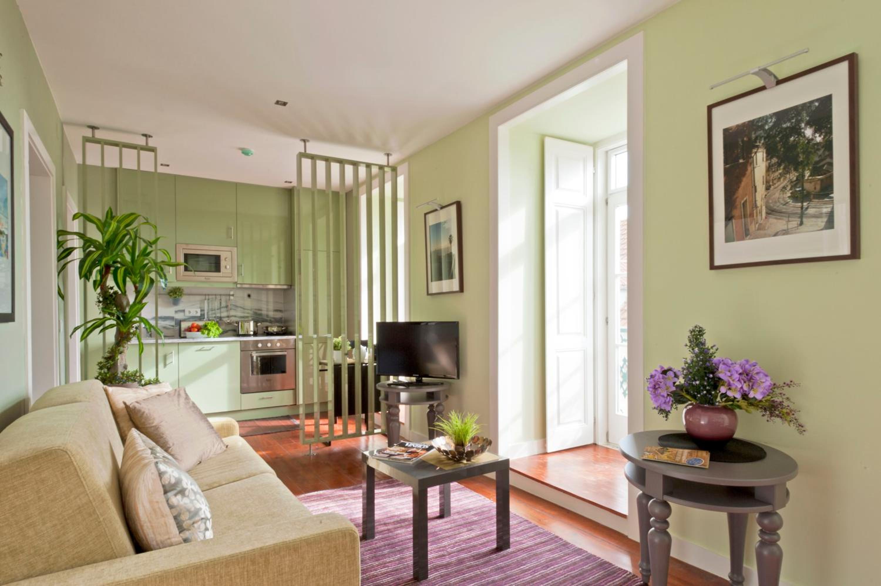 Lisbon Colours Bairro Alto Apartments