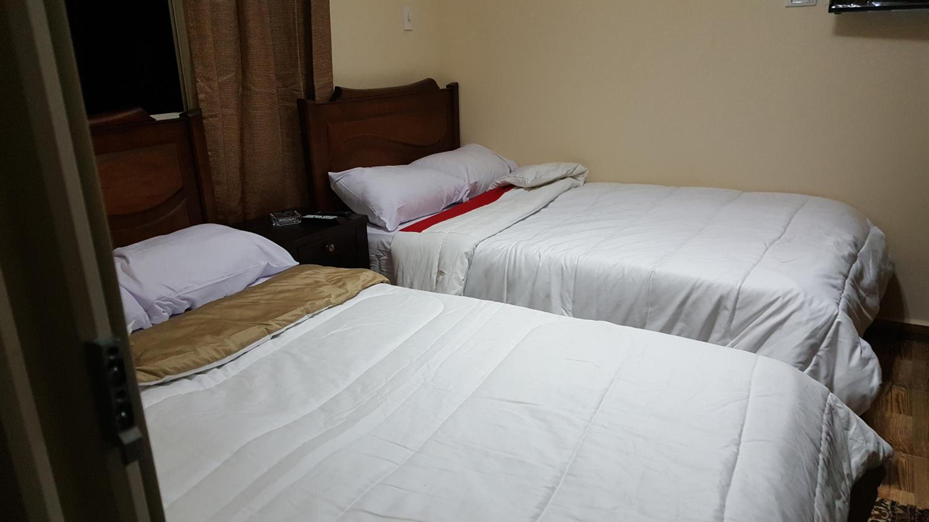 Royal Pyramids Inn