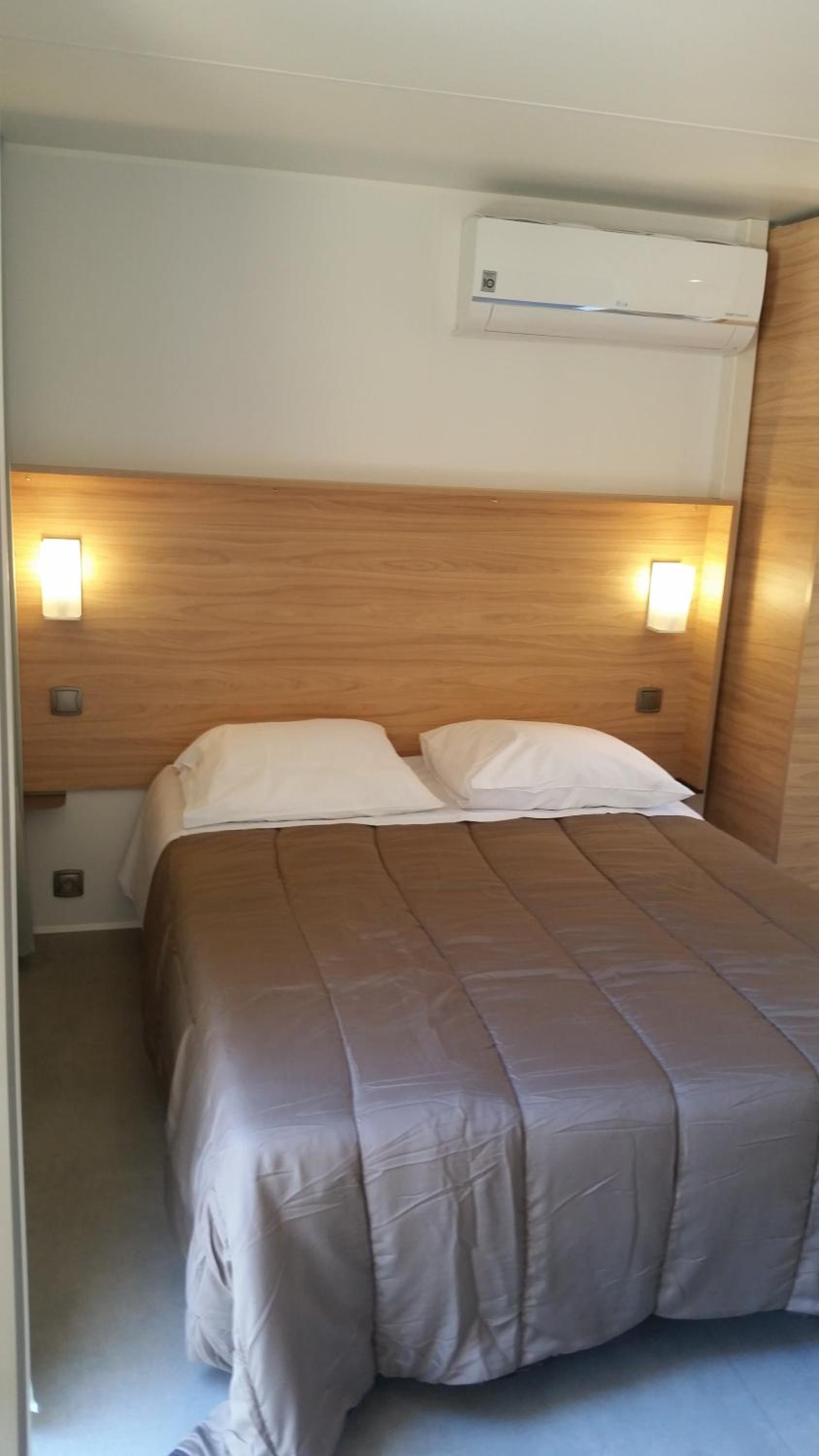 Camping La Pinède