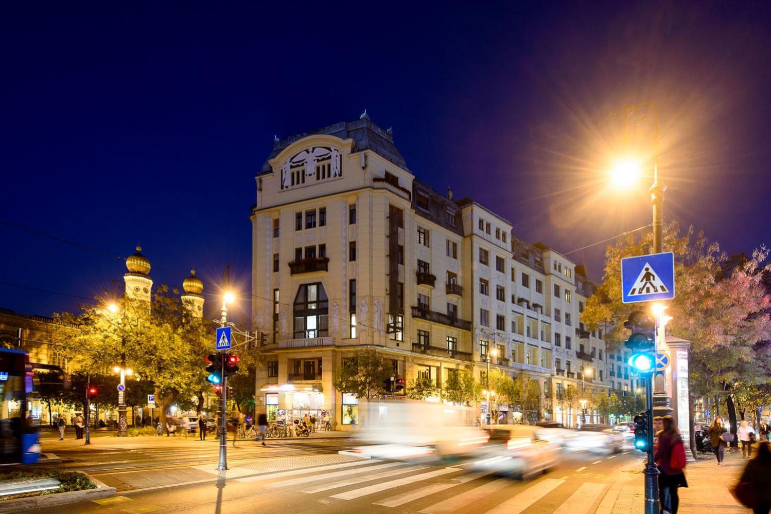 Karoly Corner Residences