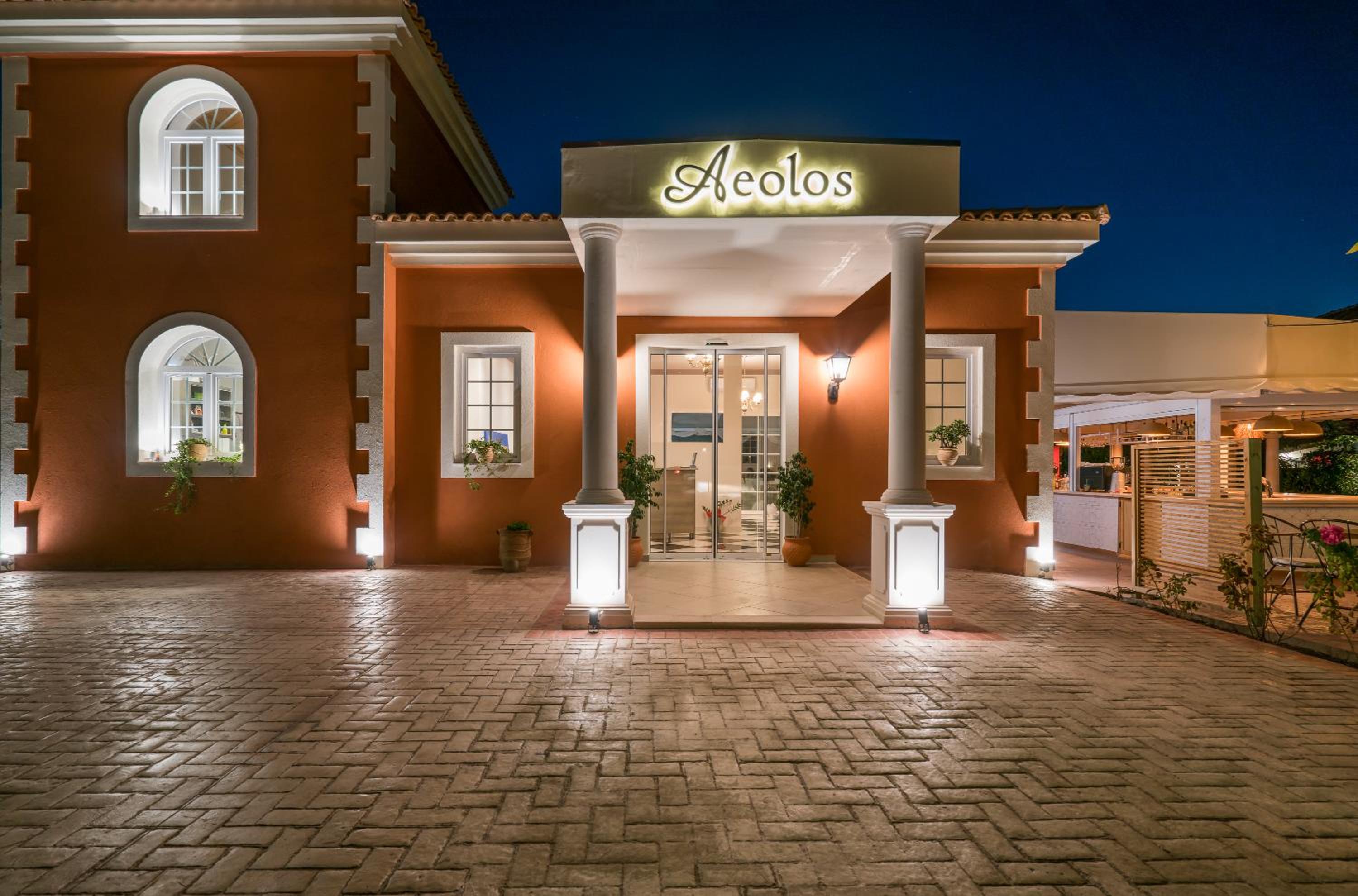 Hotel Aeolos Boutique Hotel and Suites - Image 1