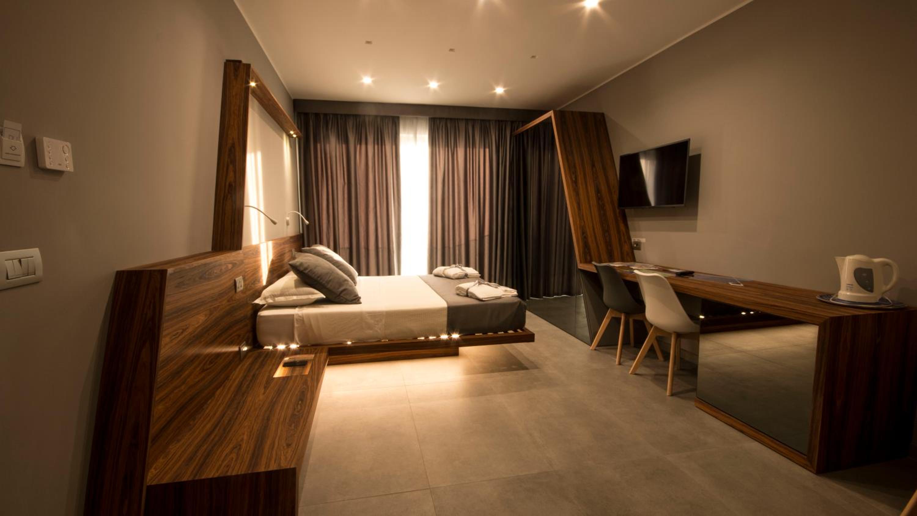 B&B Rakel Home