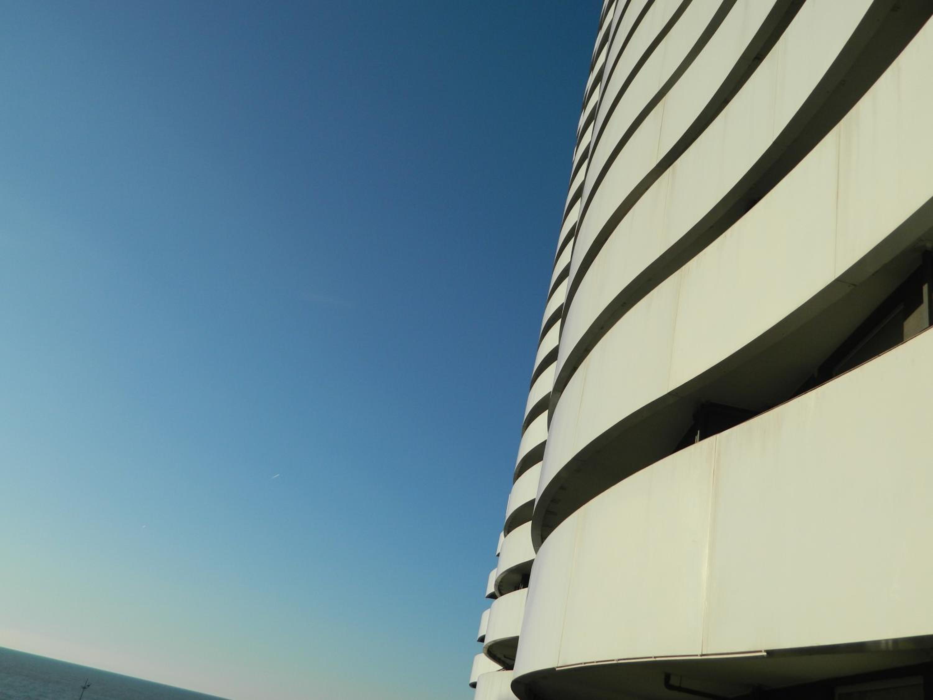 Apartment In Orbi Residence