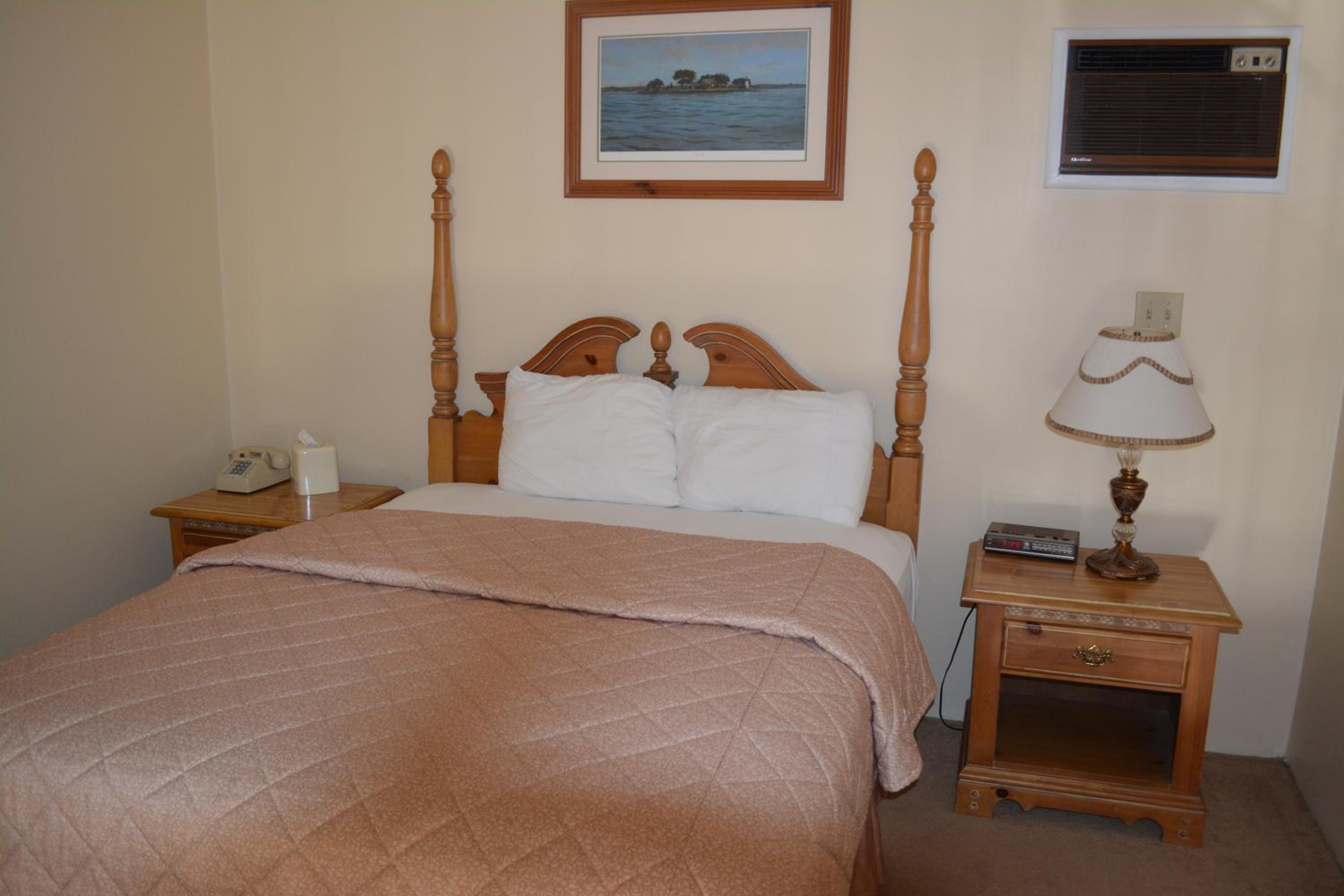 Riveredge Resort Hotel