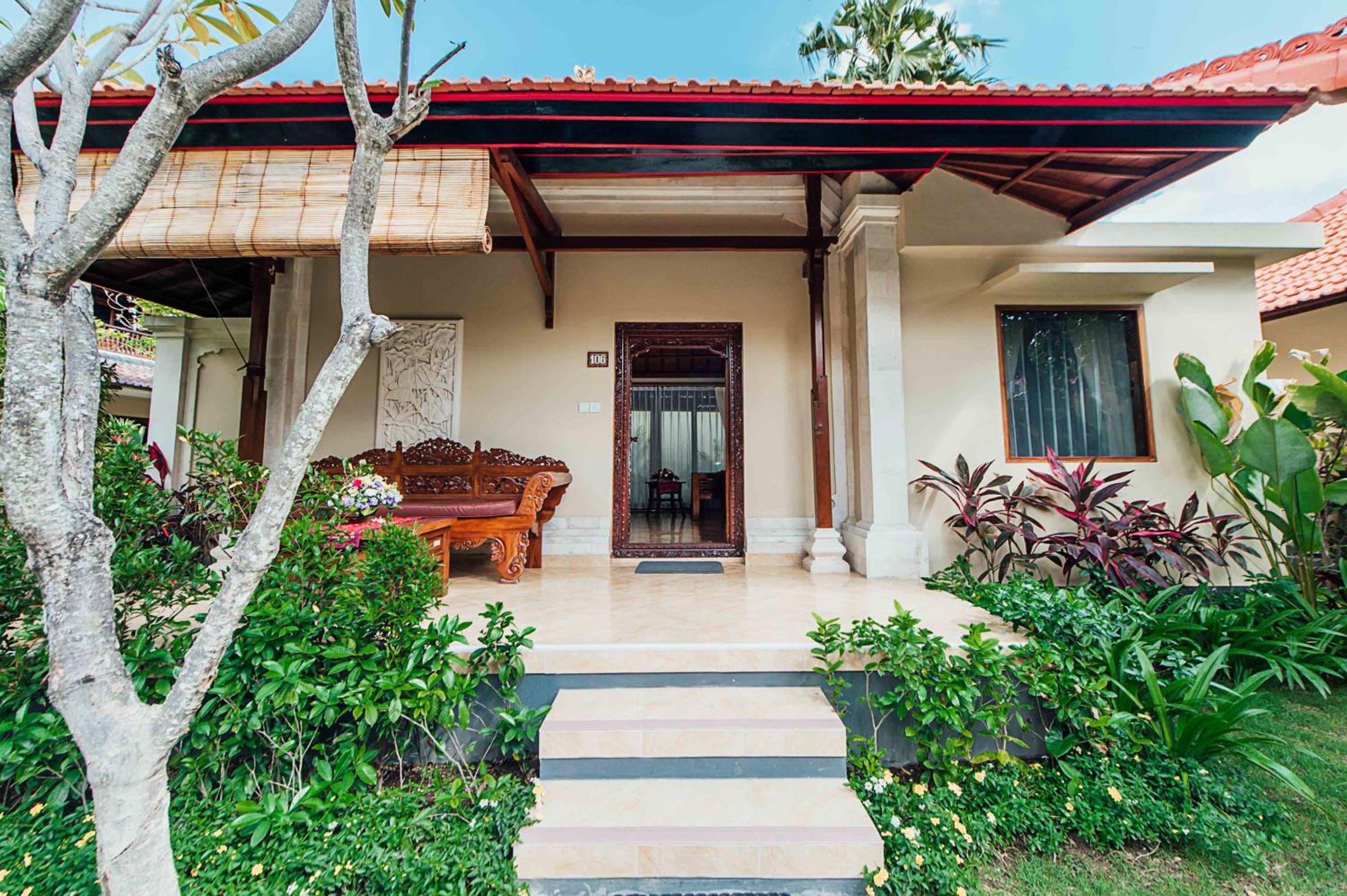 Kuta Puri Bungalows, Villas and Resort