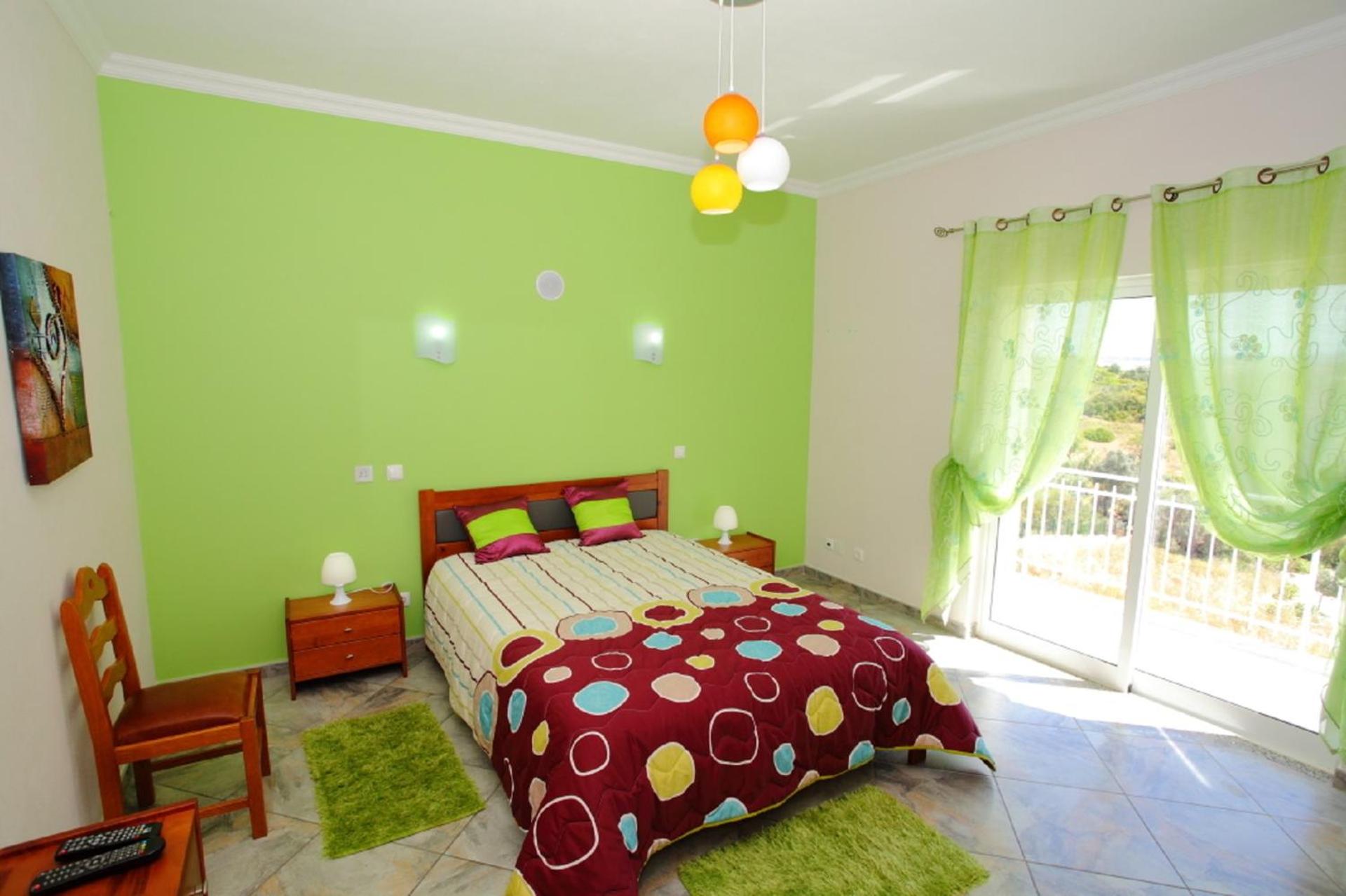 Vivenda Luz - Jacuzzi & Swimming Pool view 3