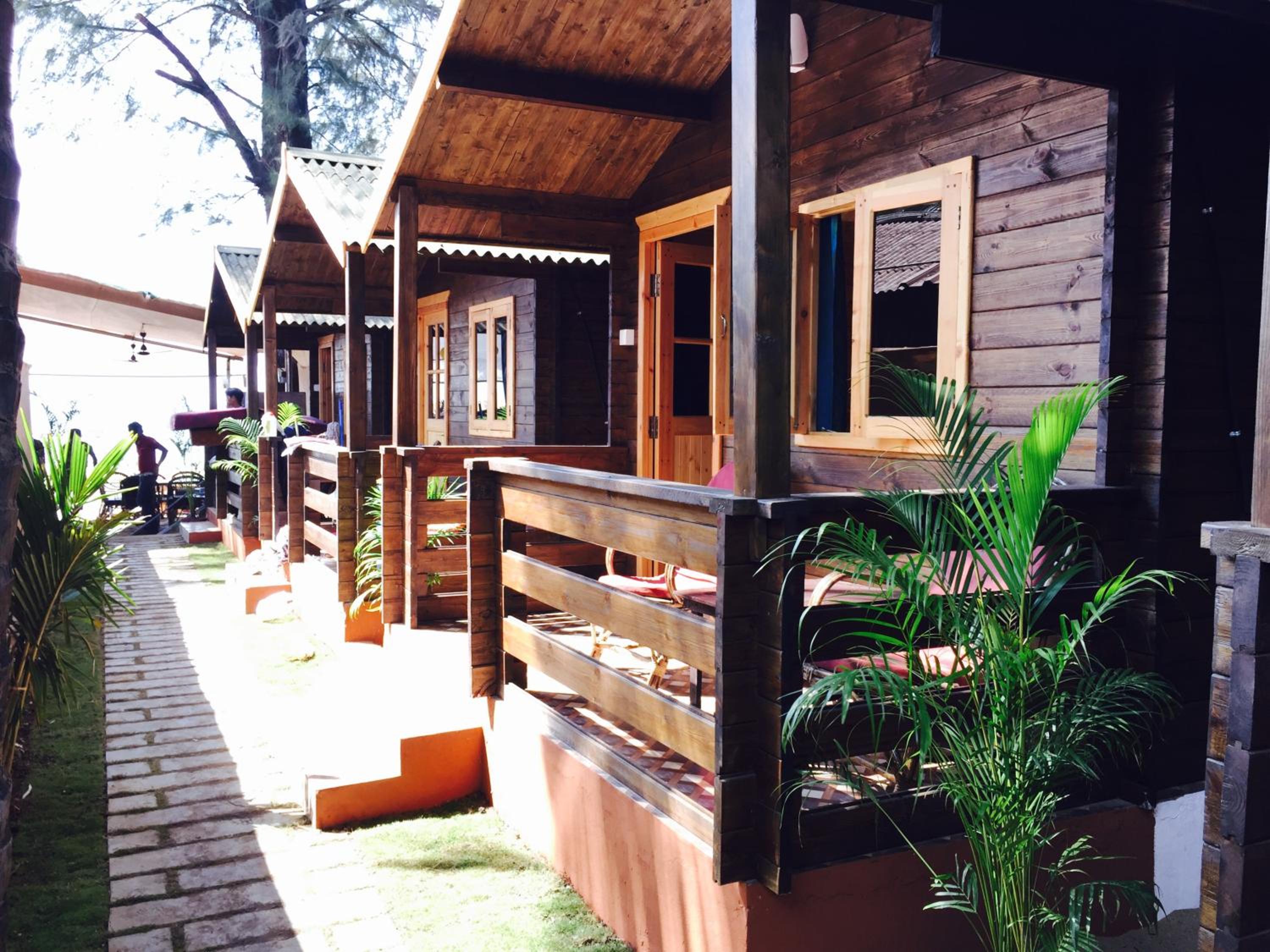 Roundcube Beach Cottages Patnem