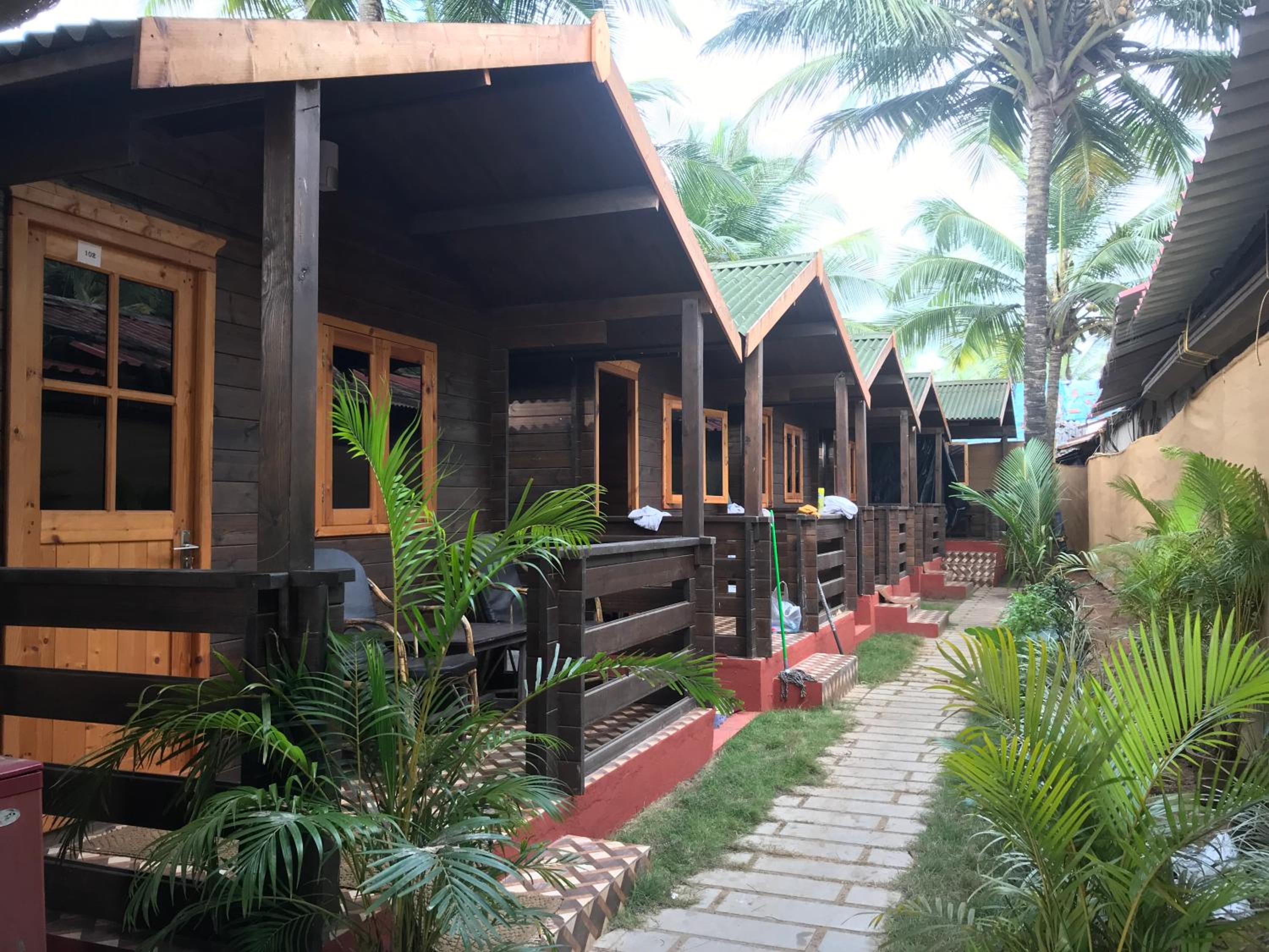 Roundcube Beach Cottages Patnem