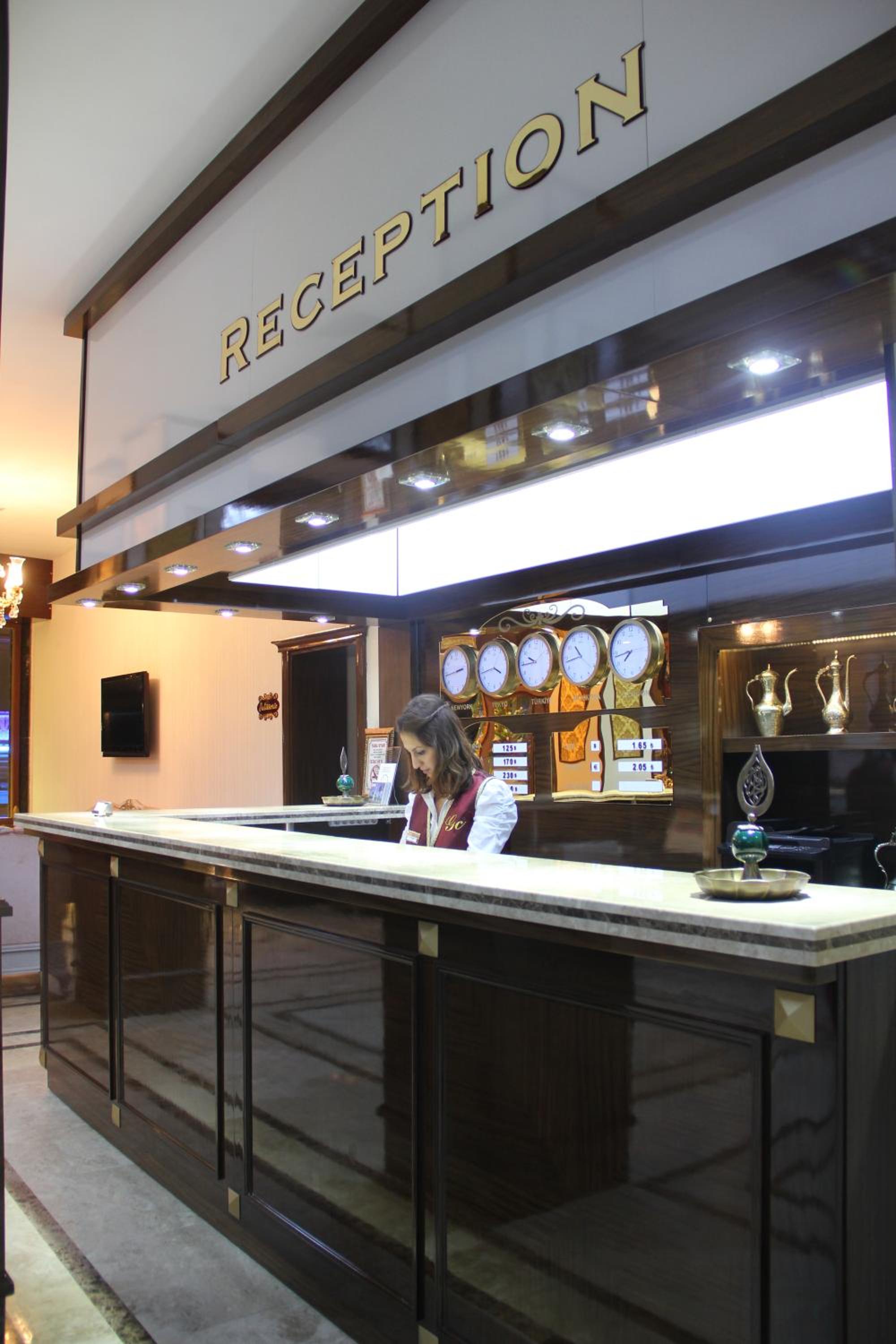 Grand Corner Boutique Hotel - Image 28