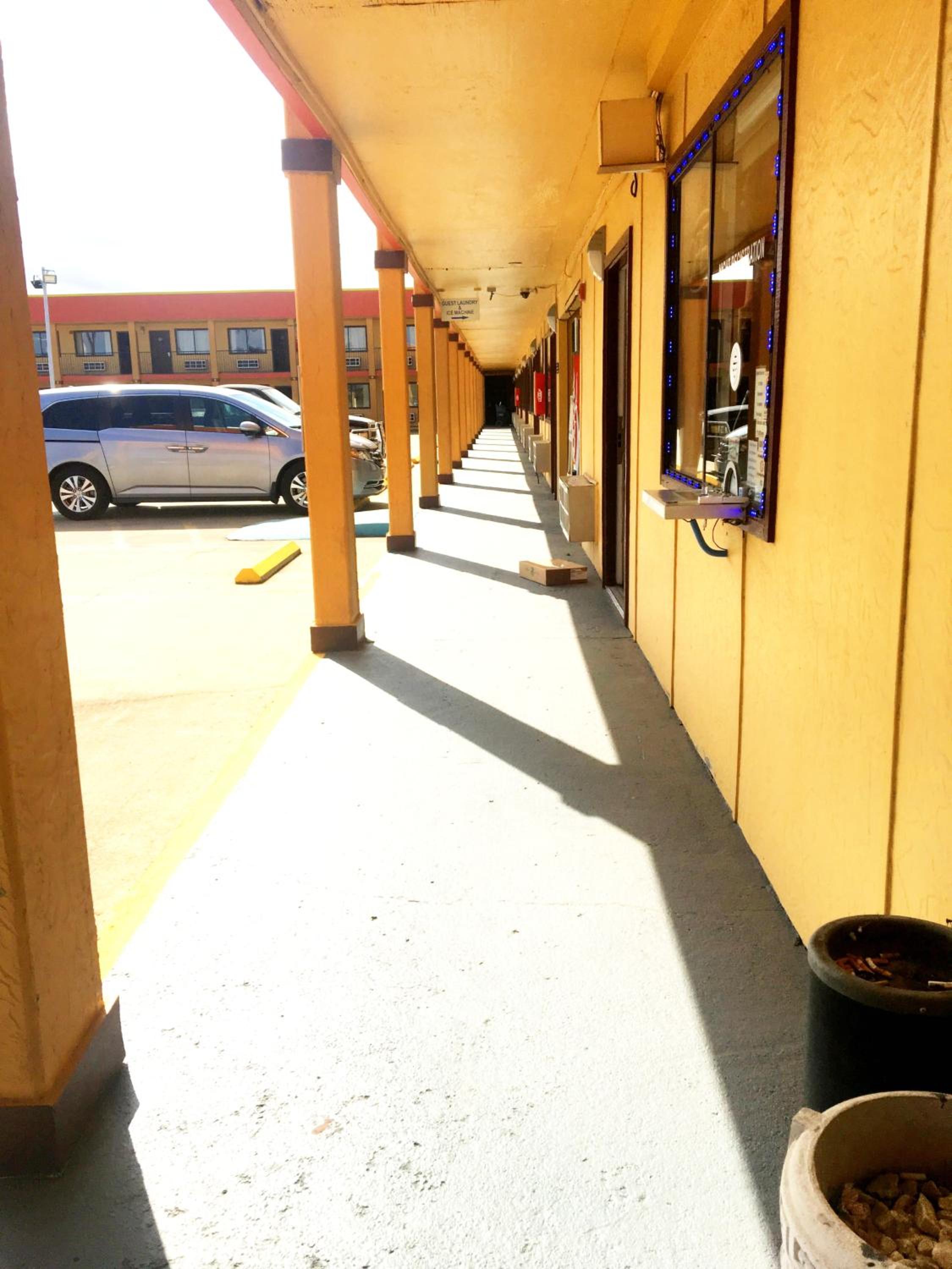 Photo 16