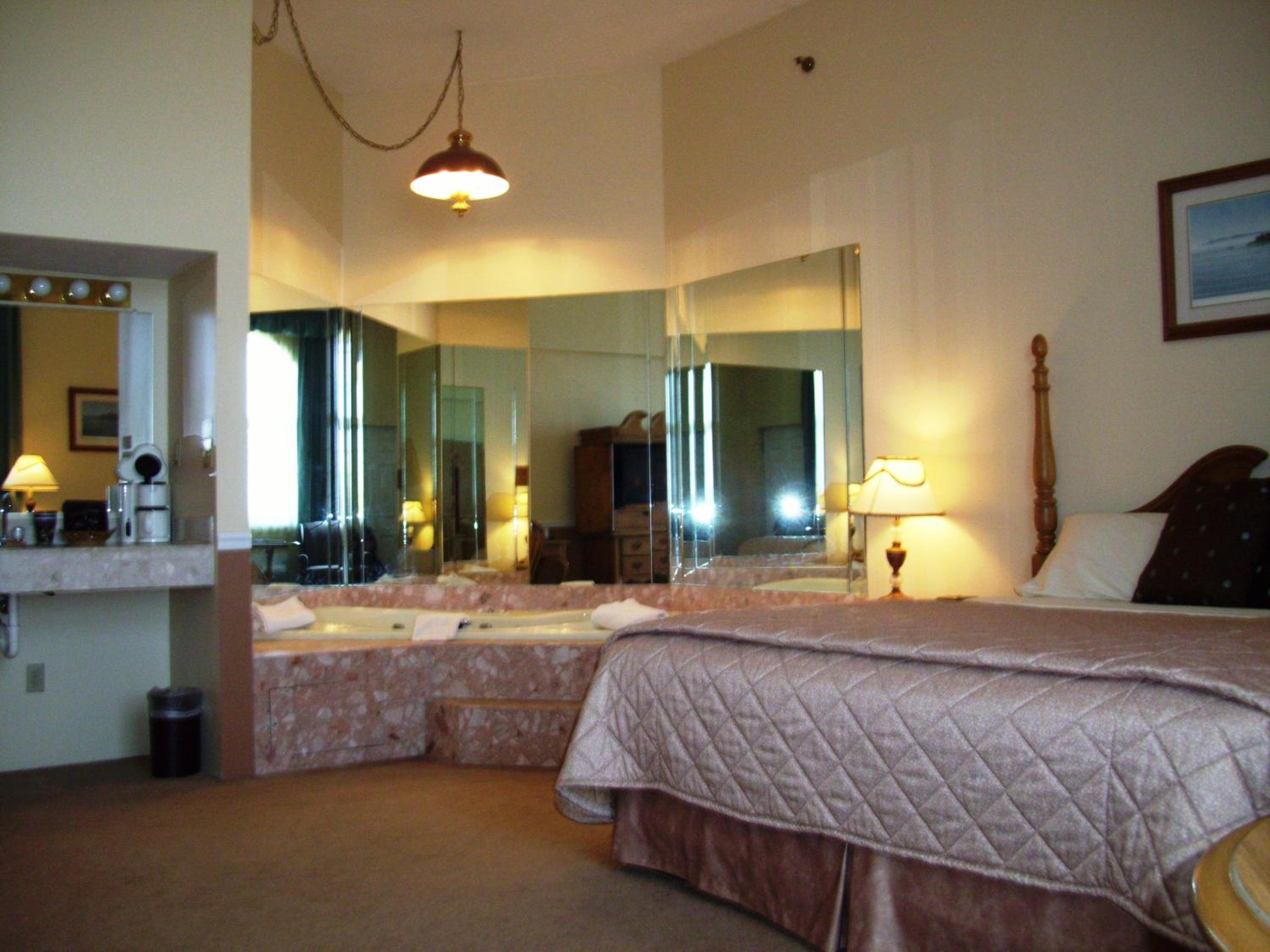 Riveredge Resort Hotel