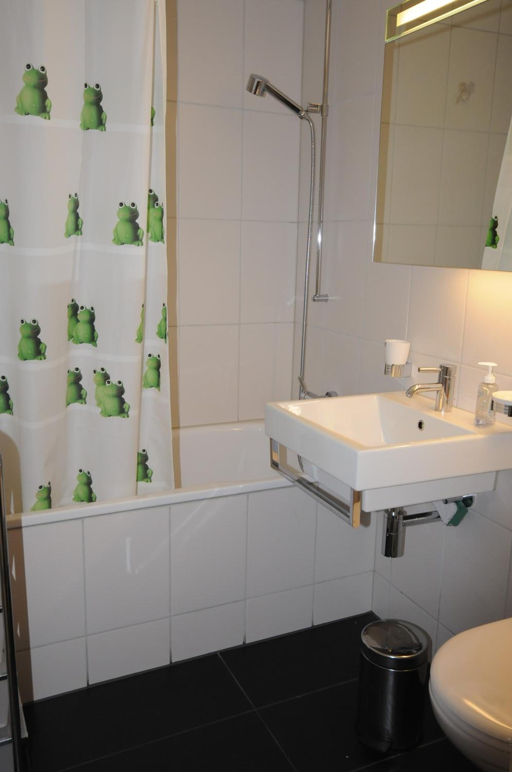 Photo 42