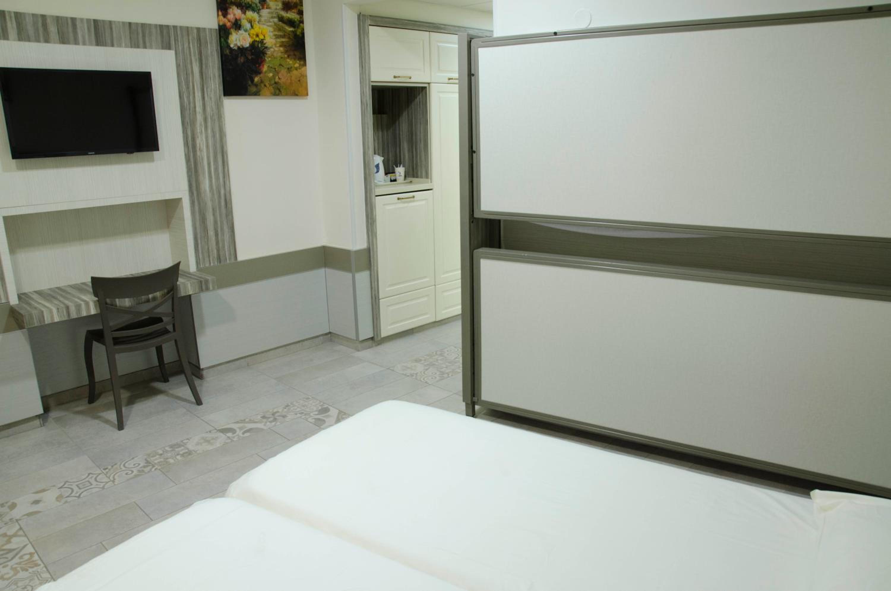 Photo 27