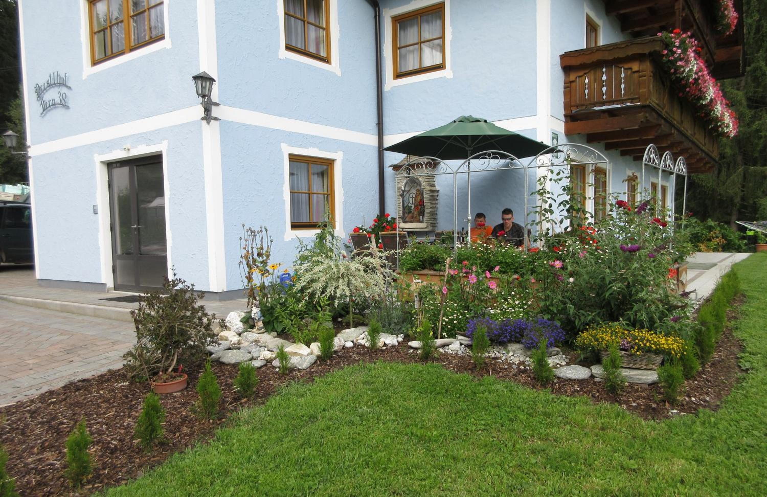 Photo 9
