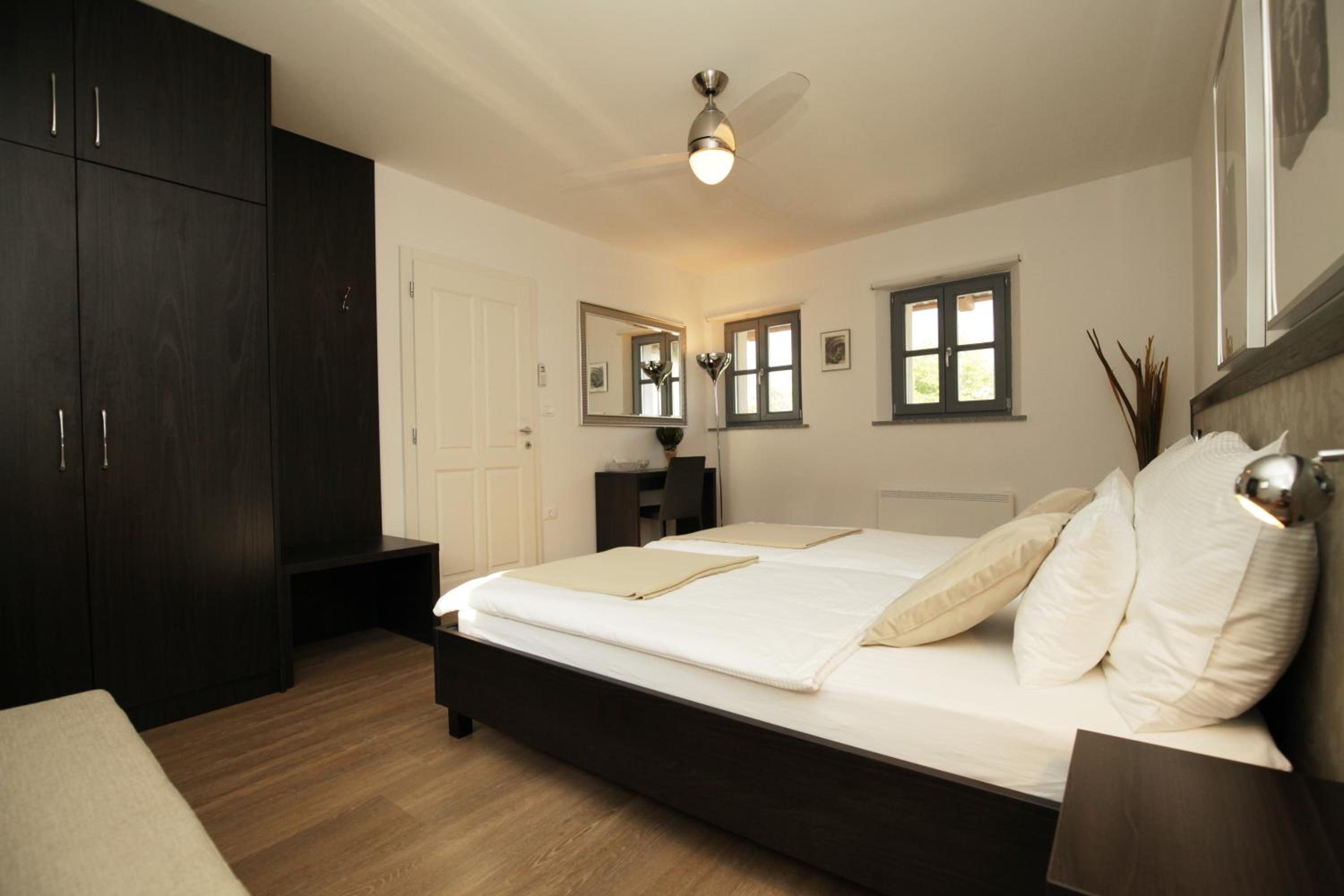 Boutique Hotel Dvor