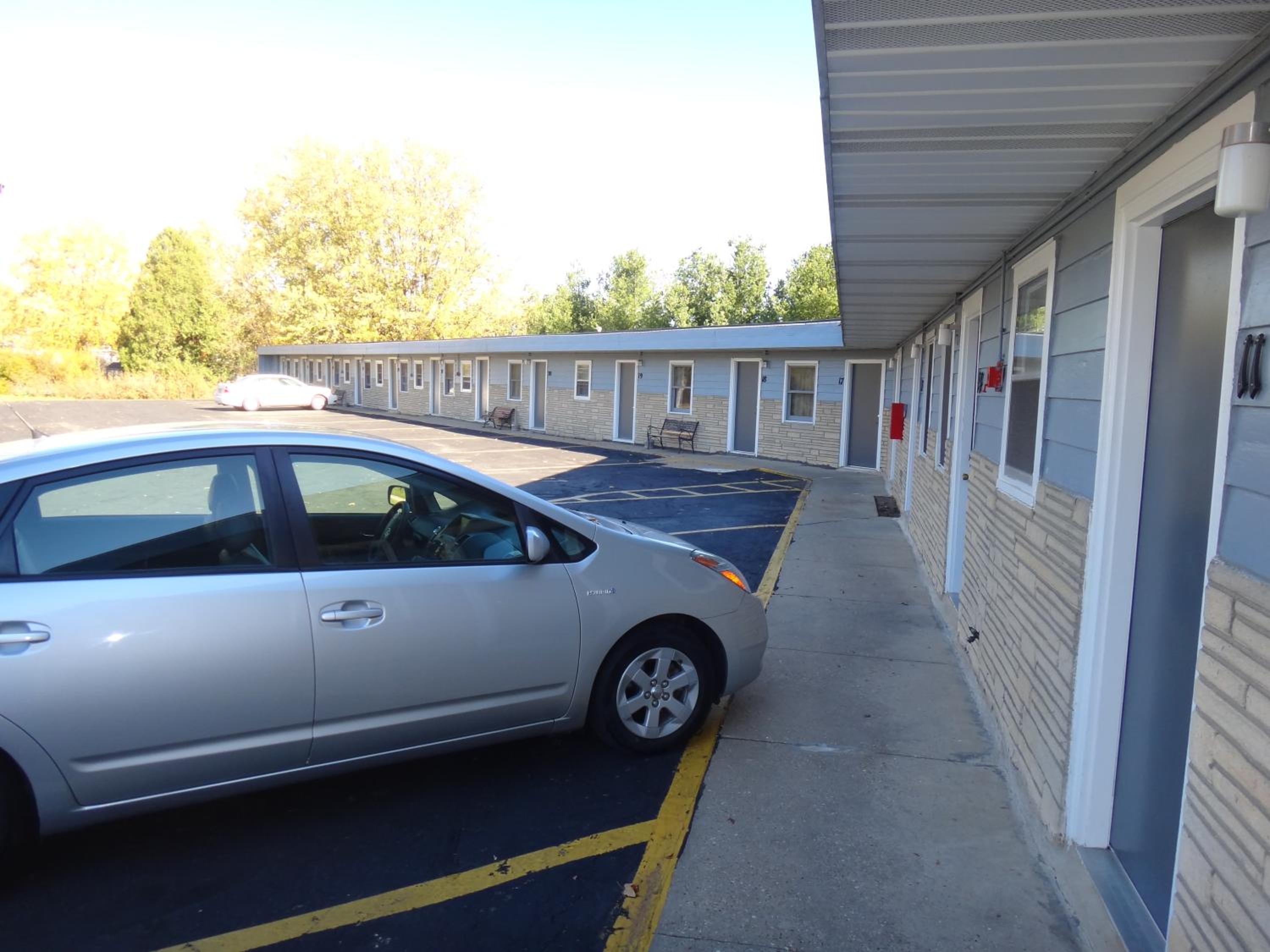 Pine Ridge Motel