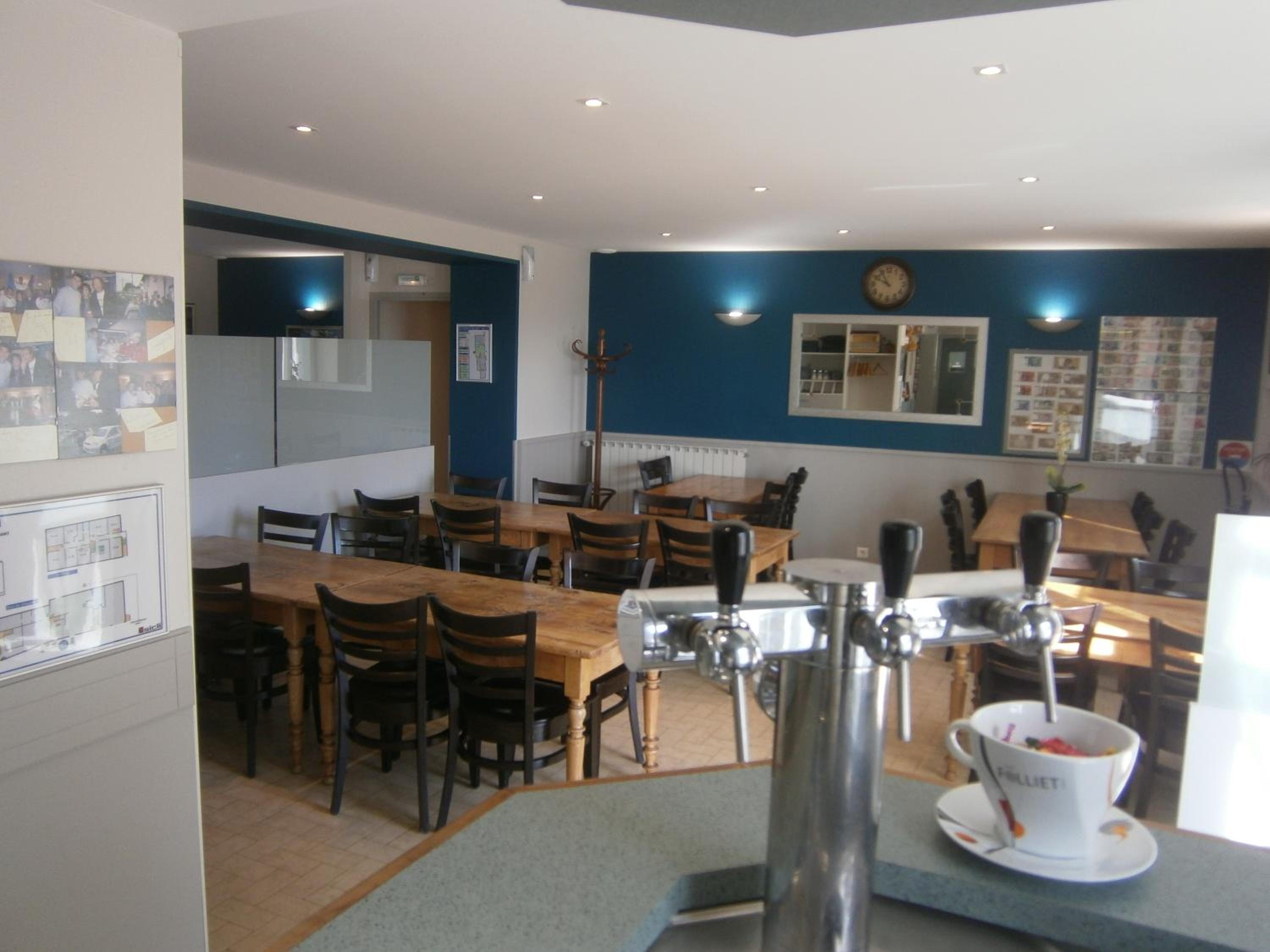 restaurant