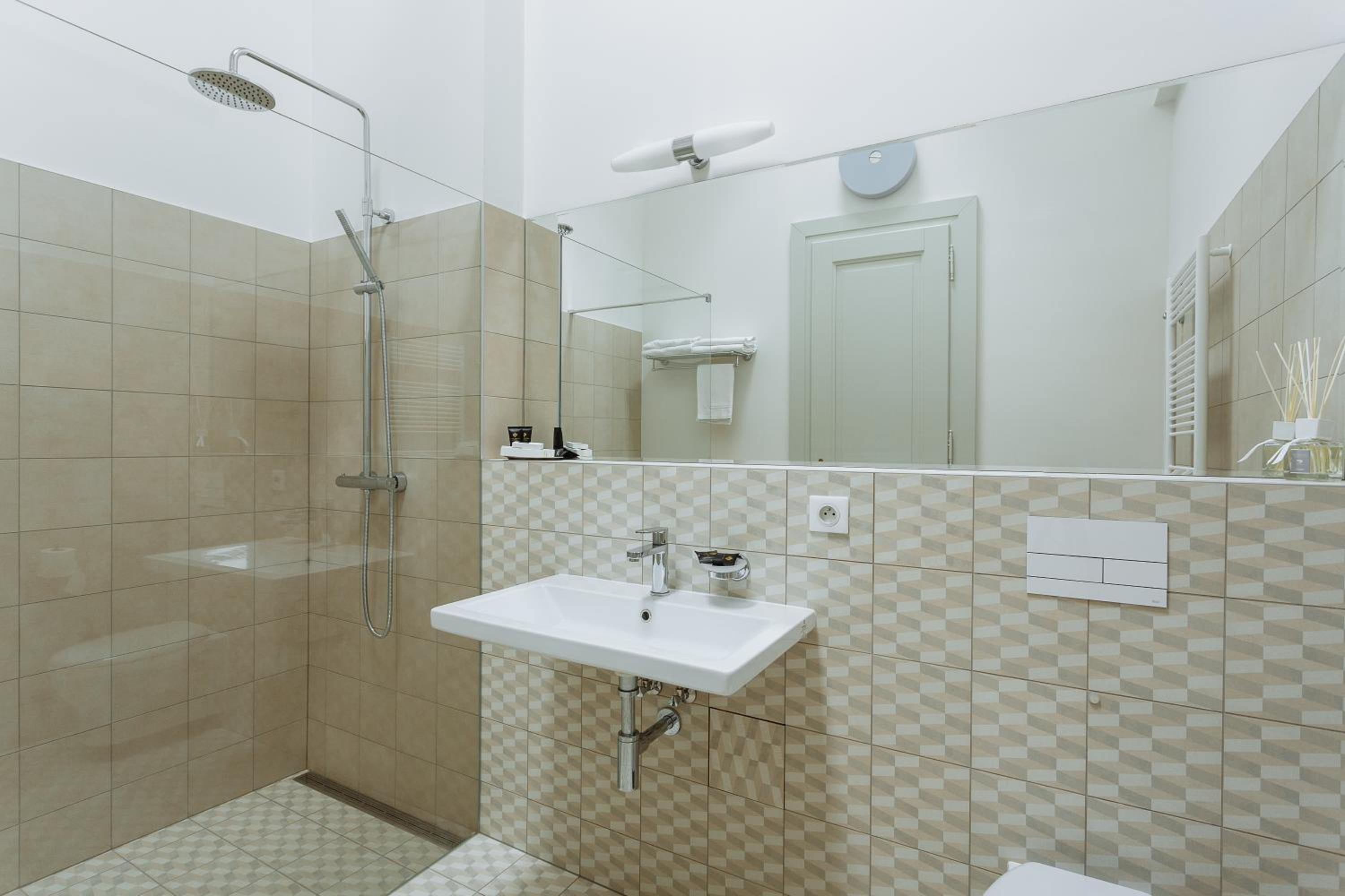Prague Vacations - High Heaven - Property Image 41
