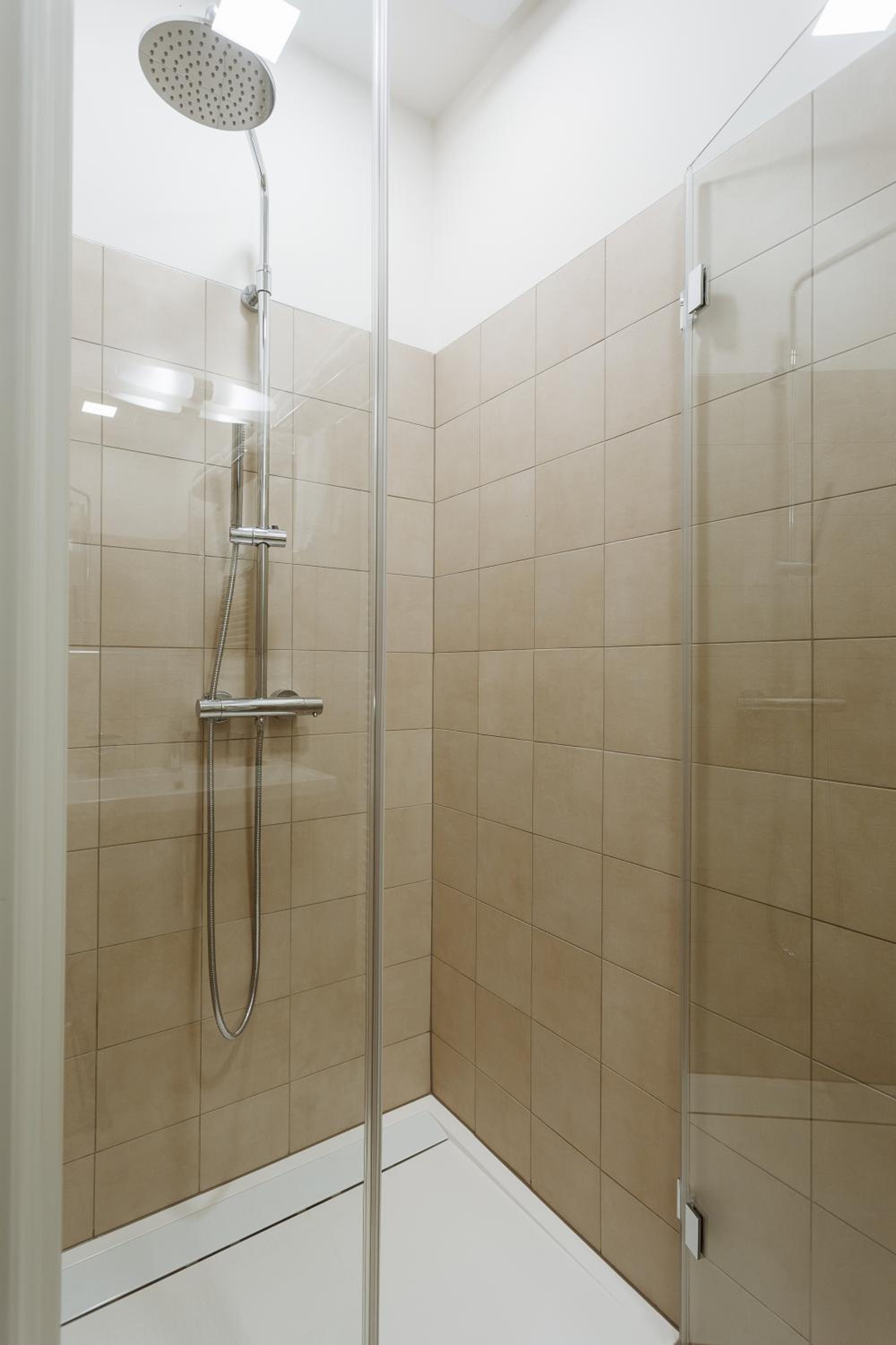 Prague Vacations - High Heaven - Property Image 3