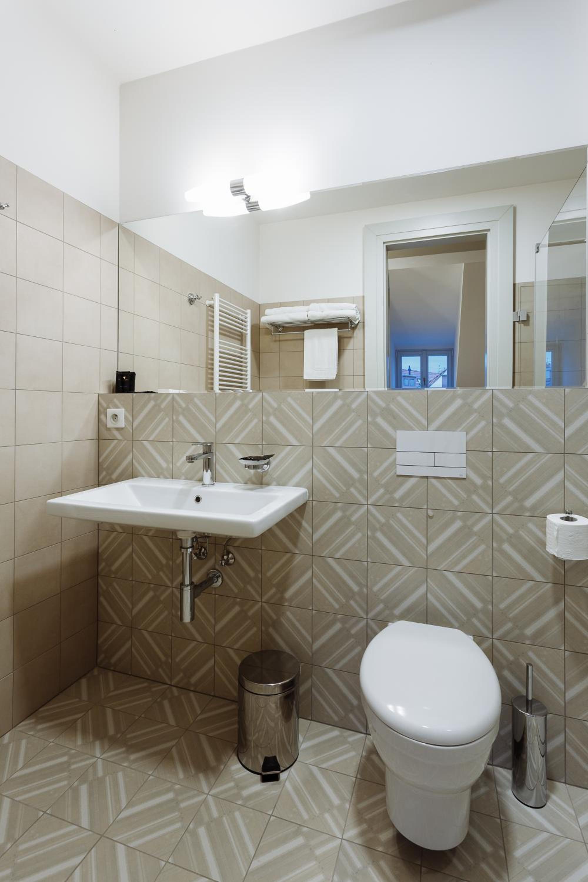 Prague Vacations - High Heaven - Property Image 6