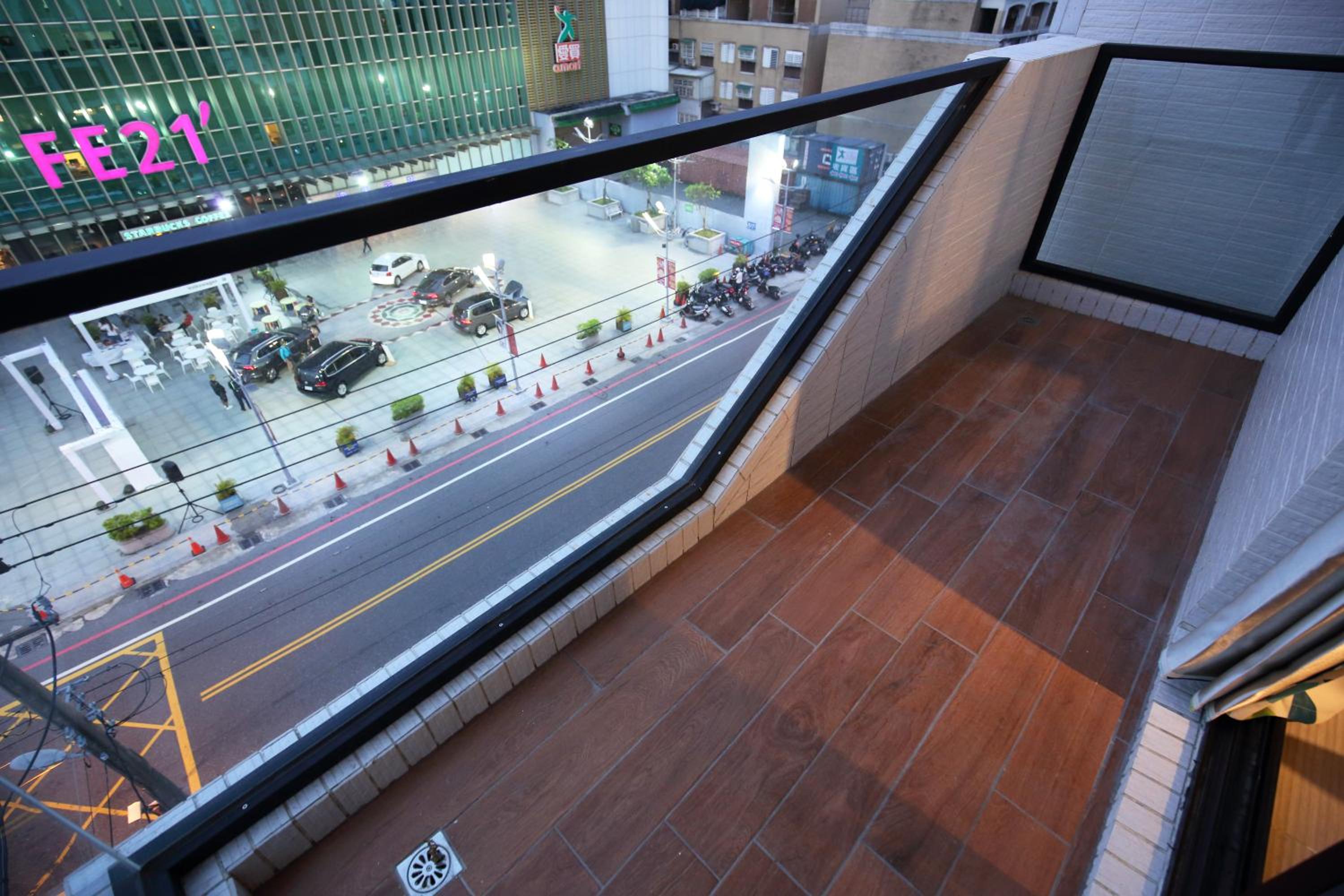 Photo 57