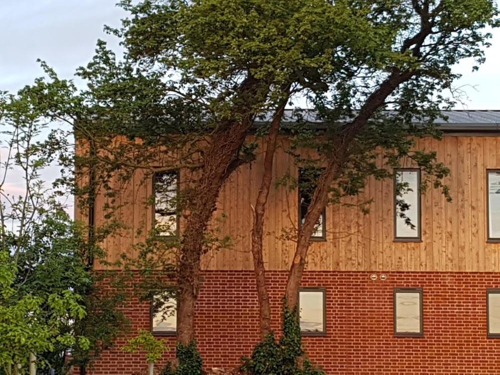 Oak & Hazel, Heath Row Barn view 4