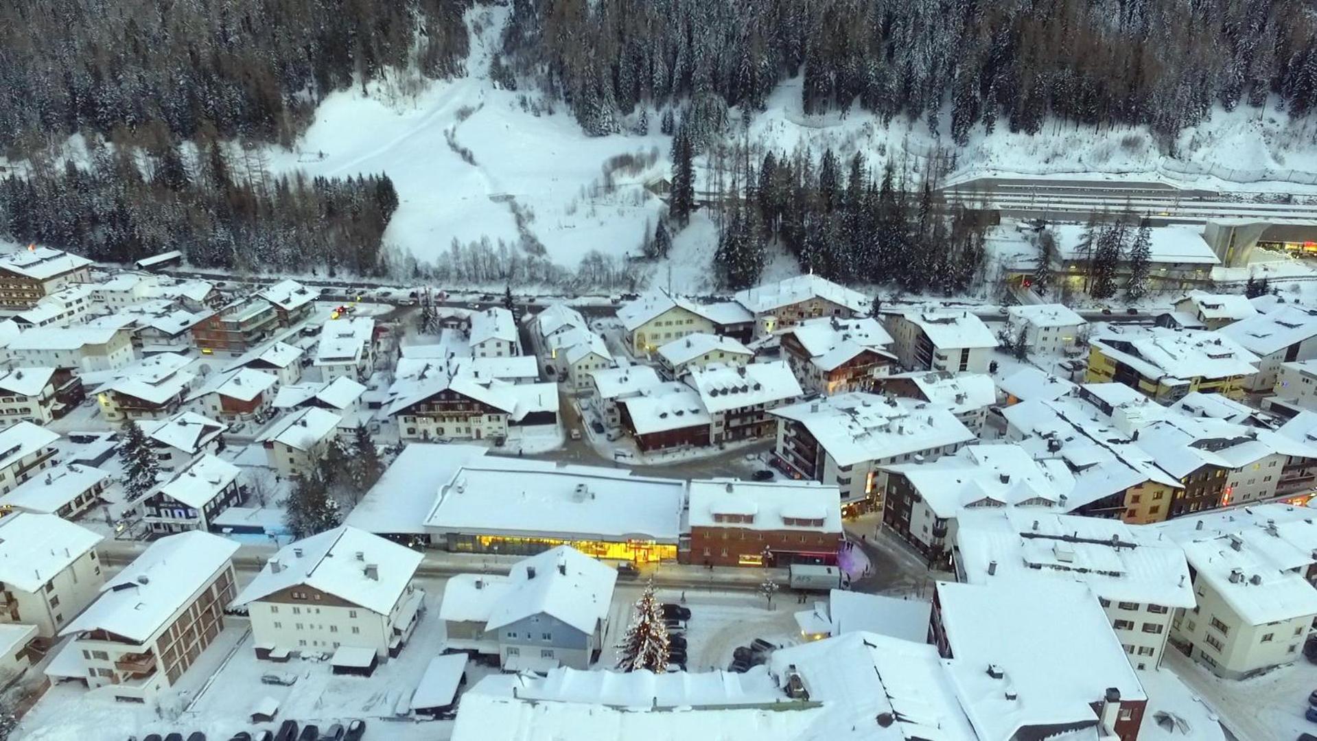 Murrmel Apartments