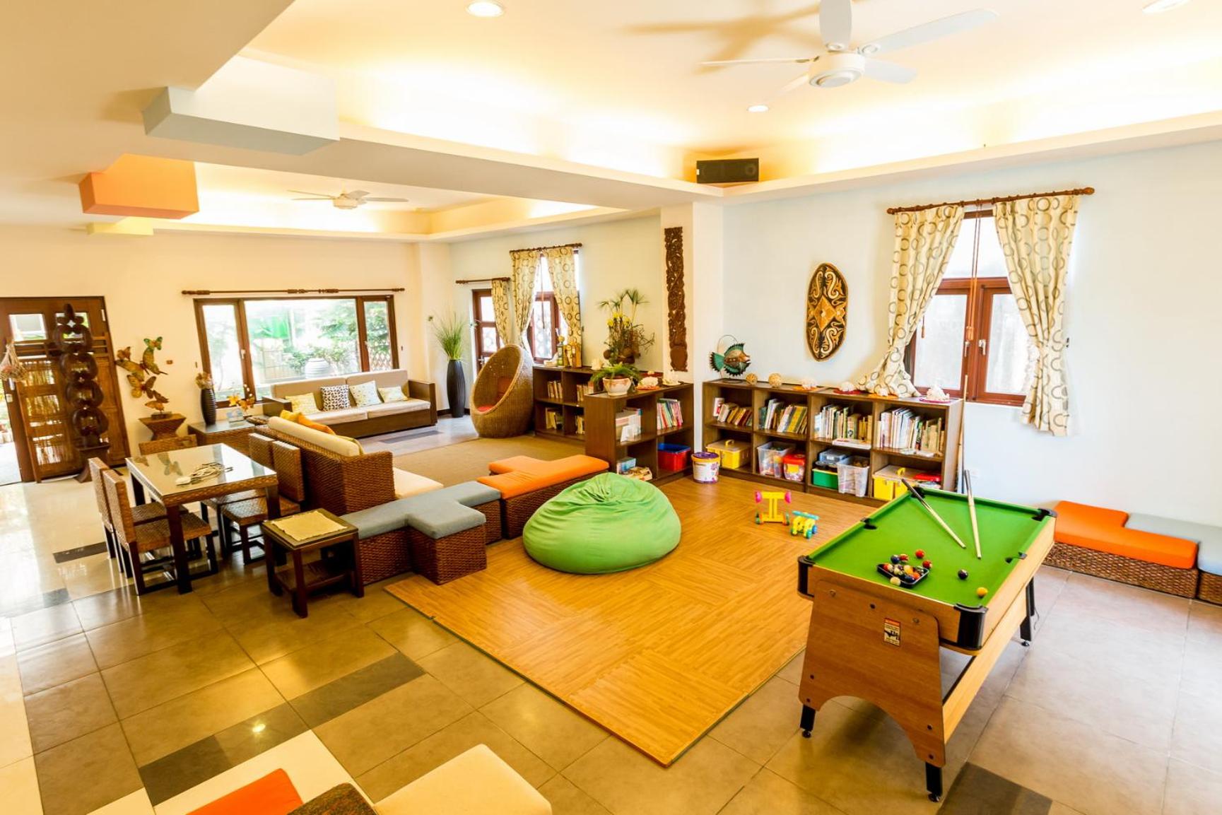 Beachcastle & Sea View Villa