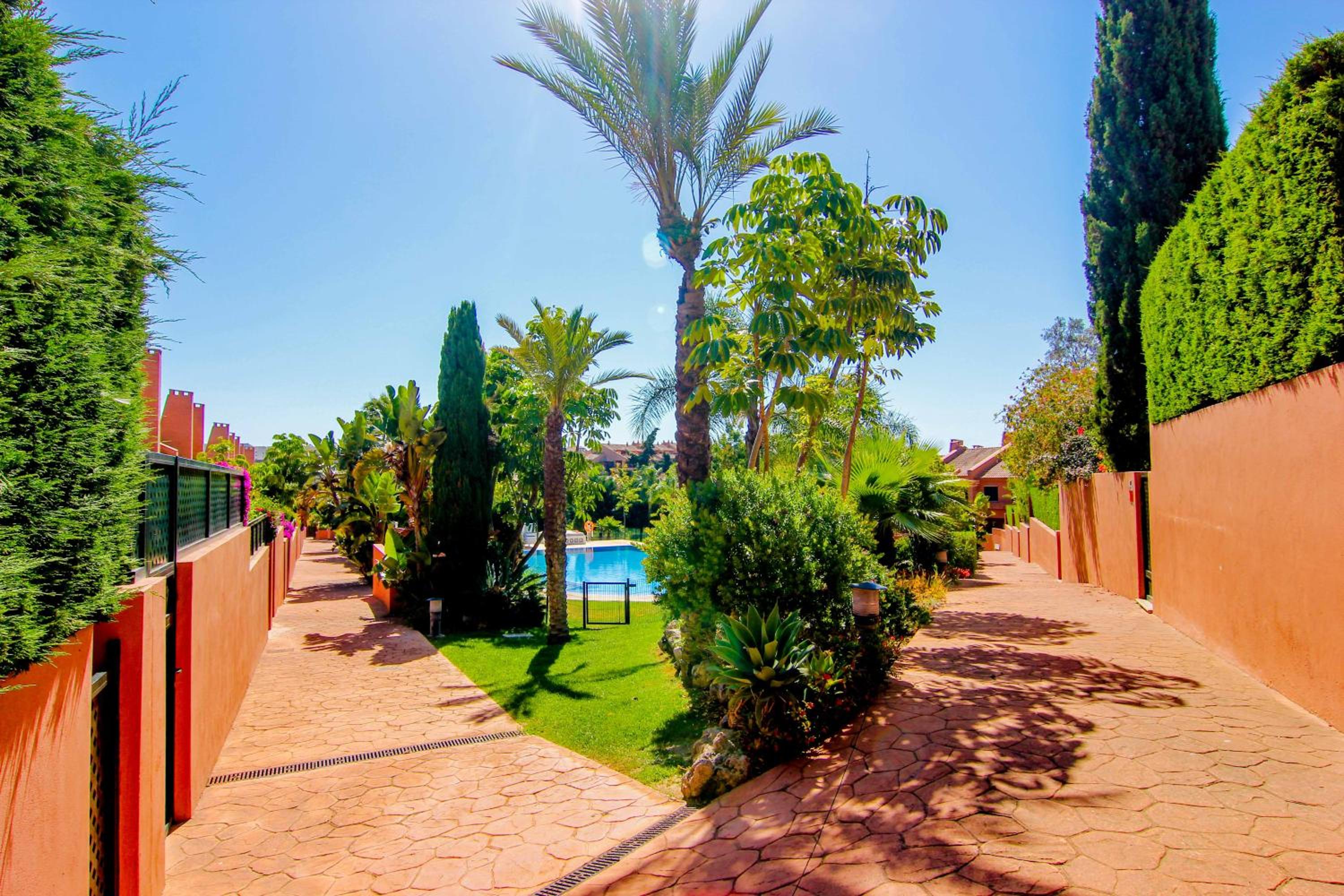 OleHolidays Adosado Mediterraneo Los Monteros 100 m playa