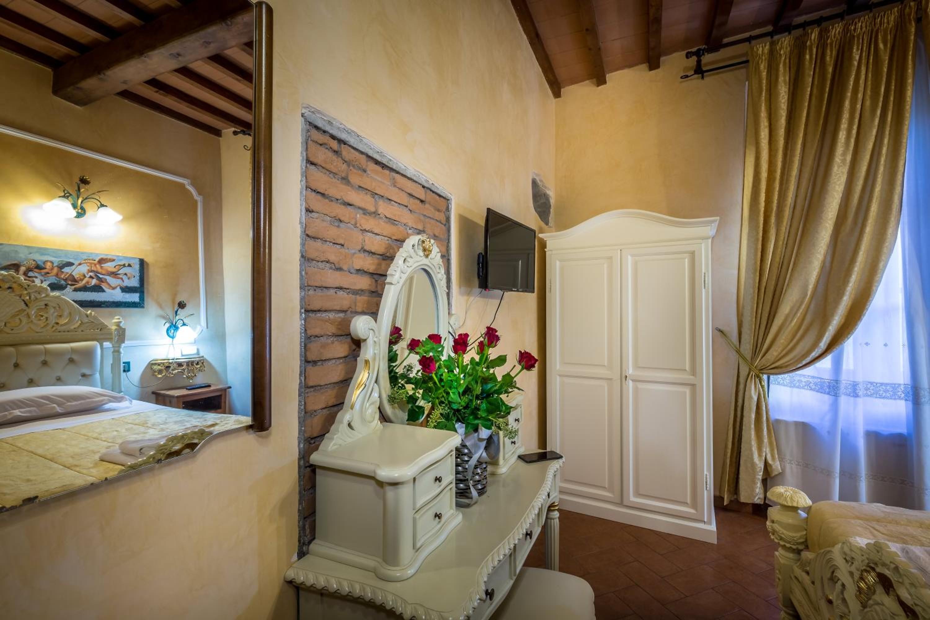 Katti House - Florence's center