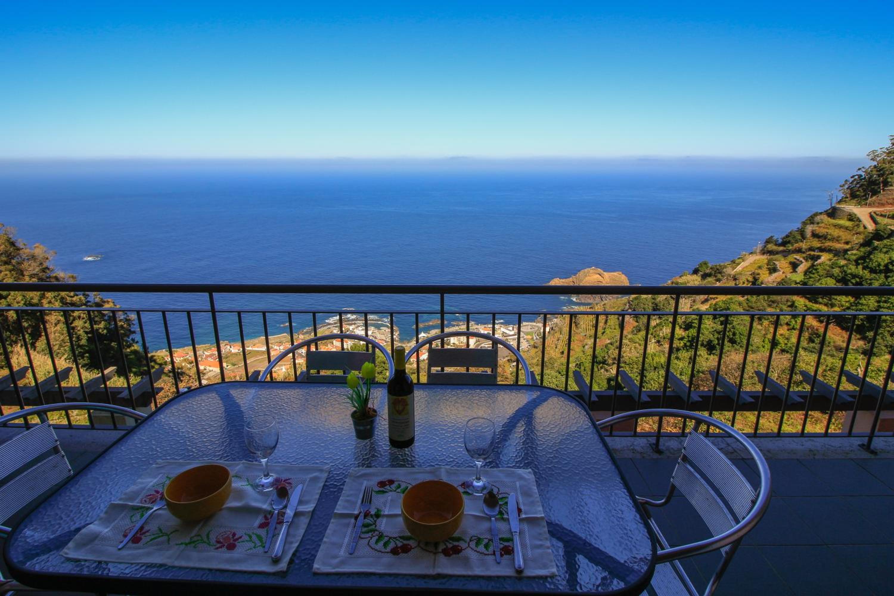 Paradise Ocean View by AnaLodges view 2