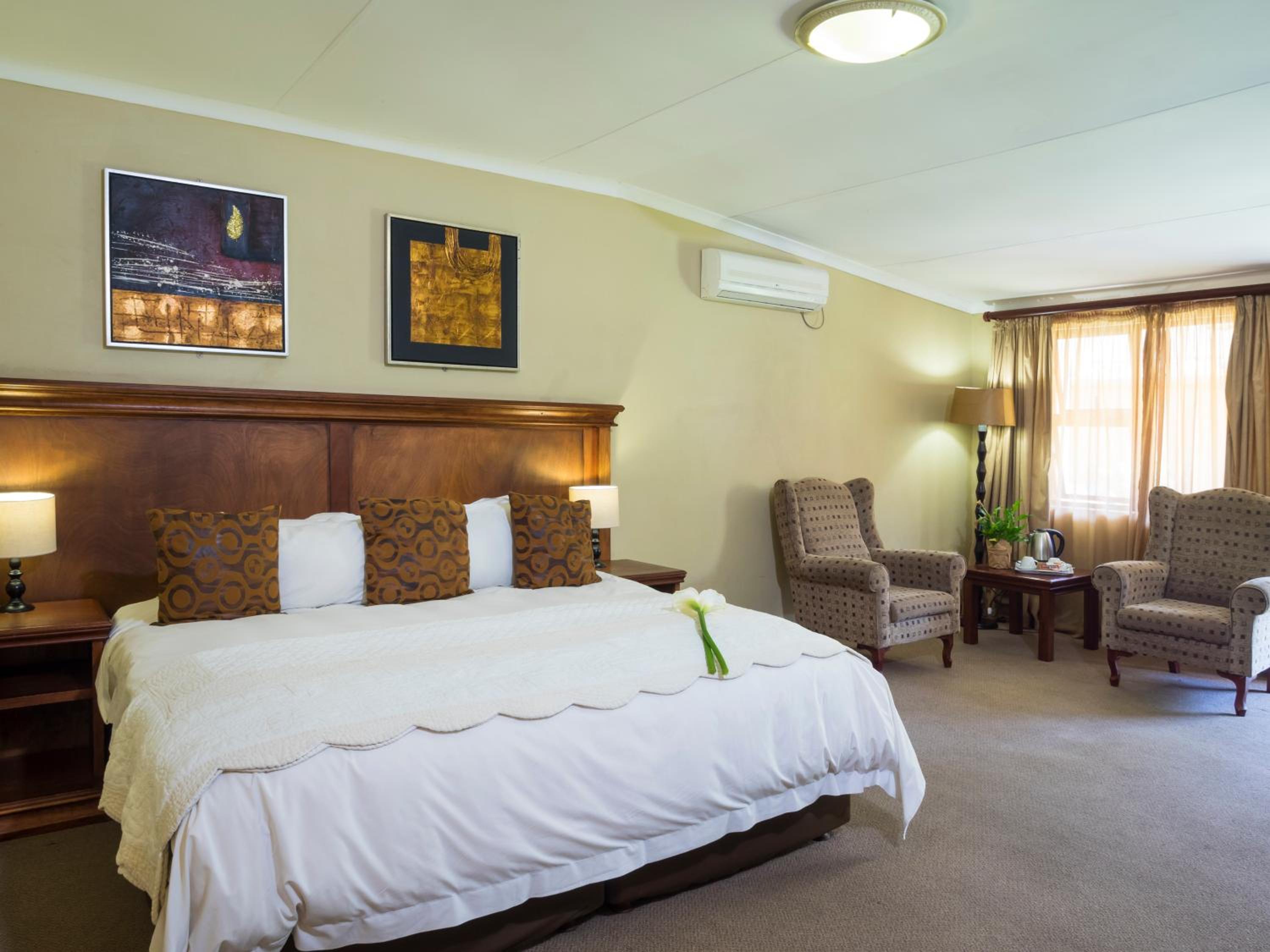 The Elegant Lodge Menlo Park view 5