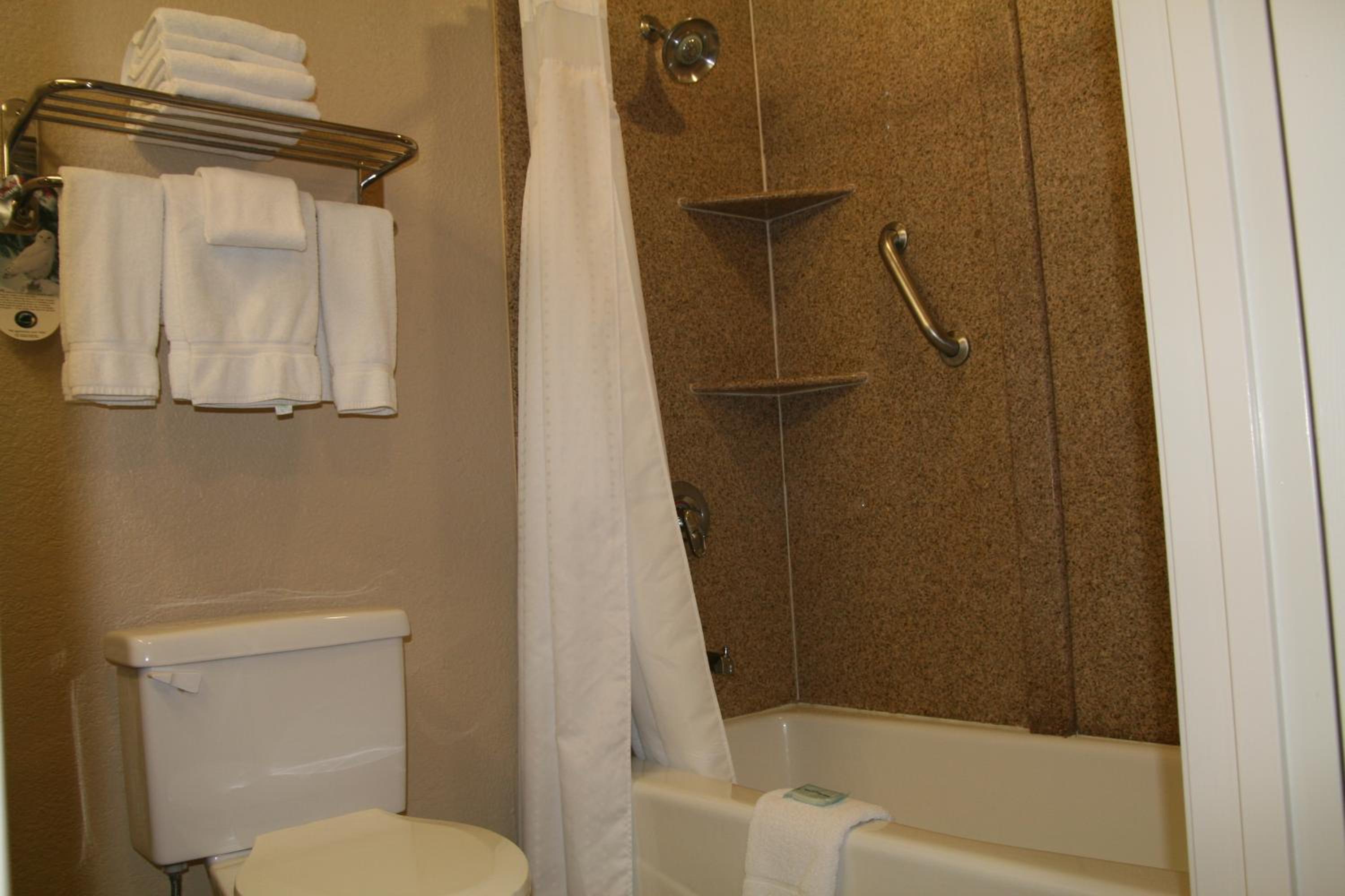 San Jose Vacations - Holiday Inn Express Hotel Union City San Jose, an IHG Hotel - Property Image 3