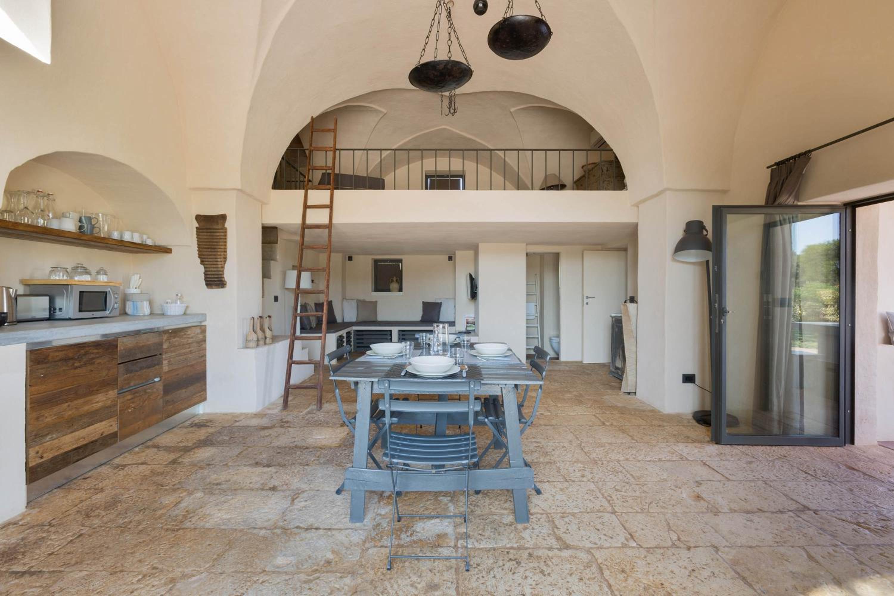 Casale Cimino by BarbarHouse