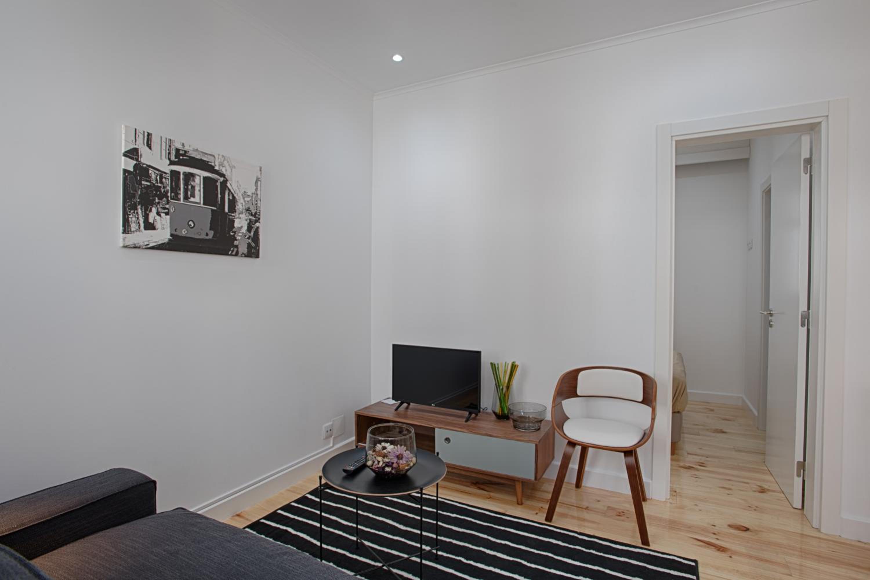 BmyGuest - Príncipe Real Charming Apartment view 4