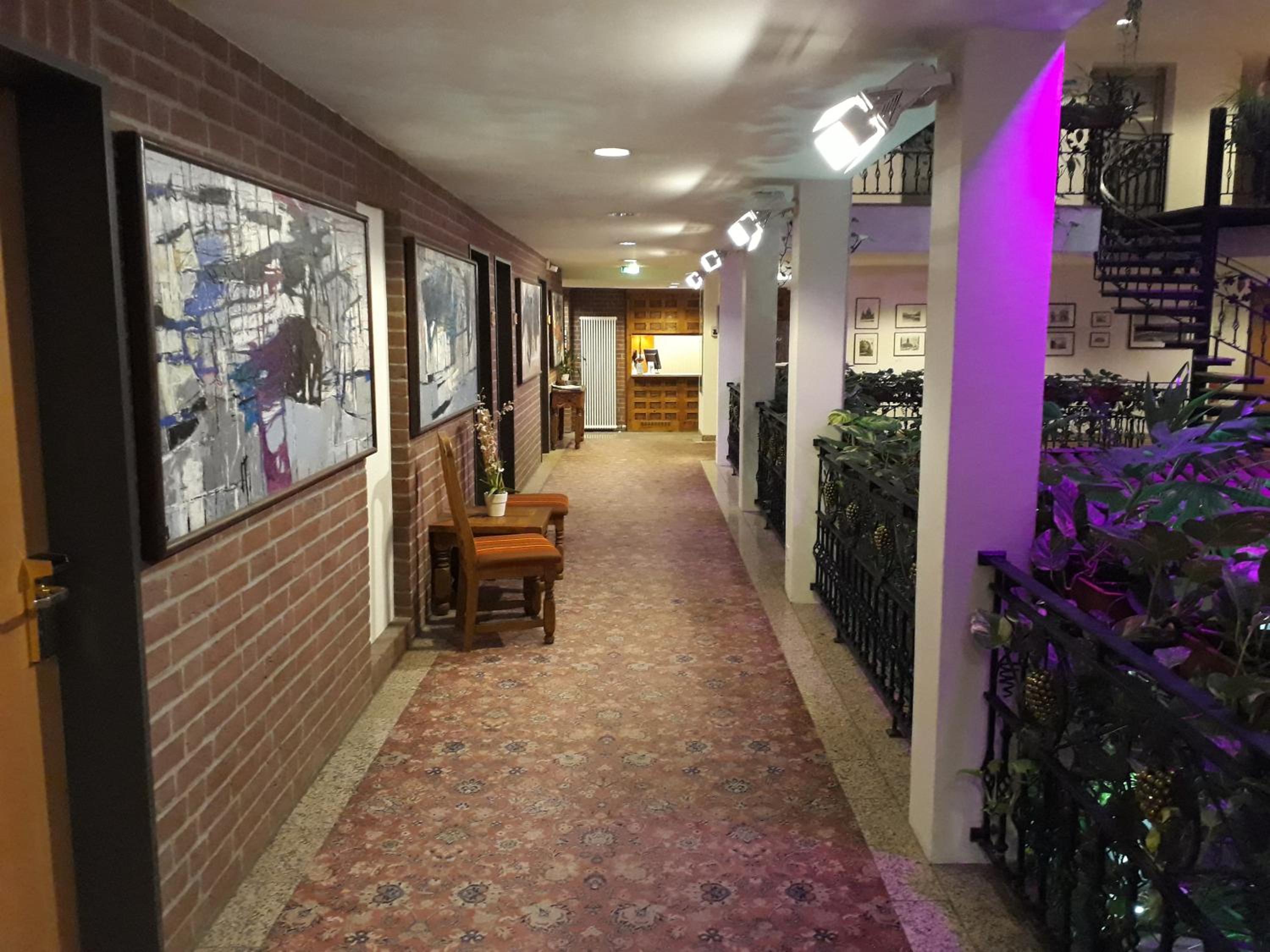 Berlin Vacations - Solitaire Hotel - Property Image 48
