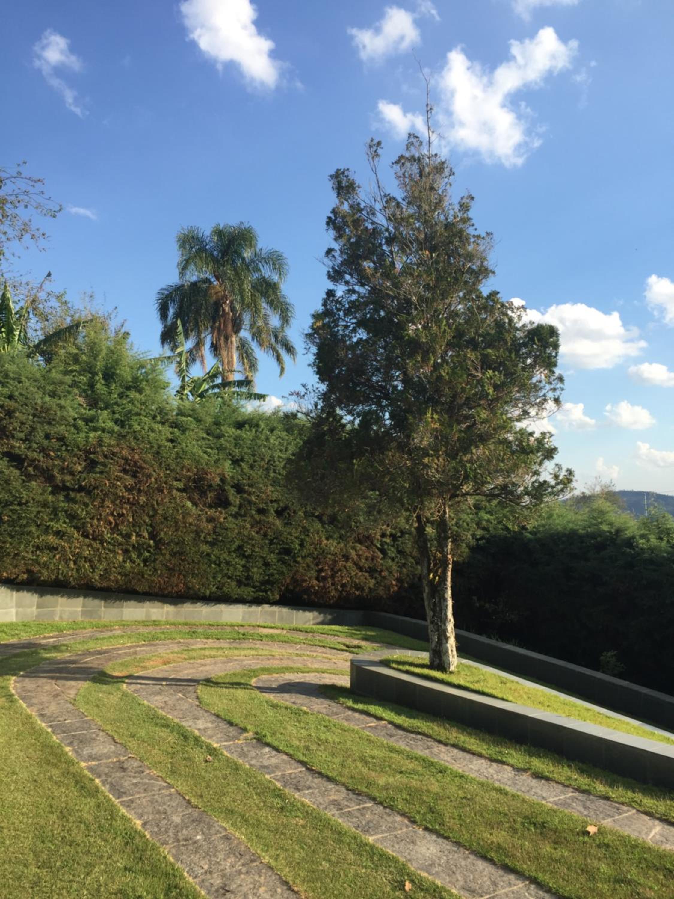 Linda Chácara com Piscina