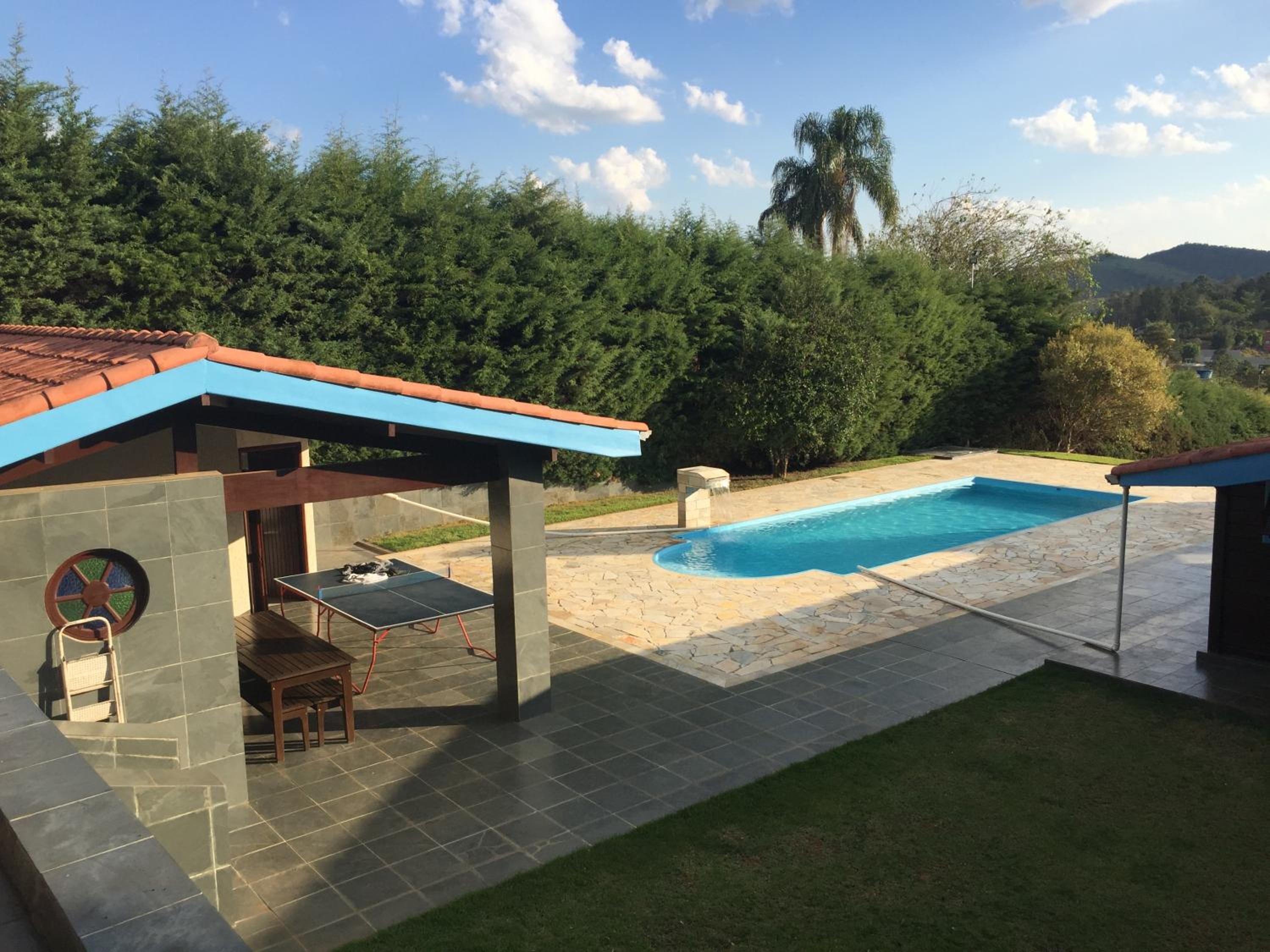Linda Chácara com Piscina