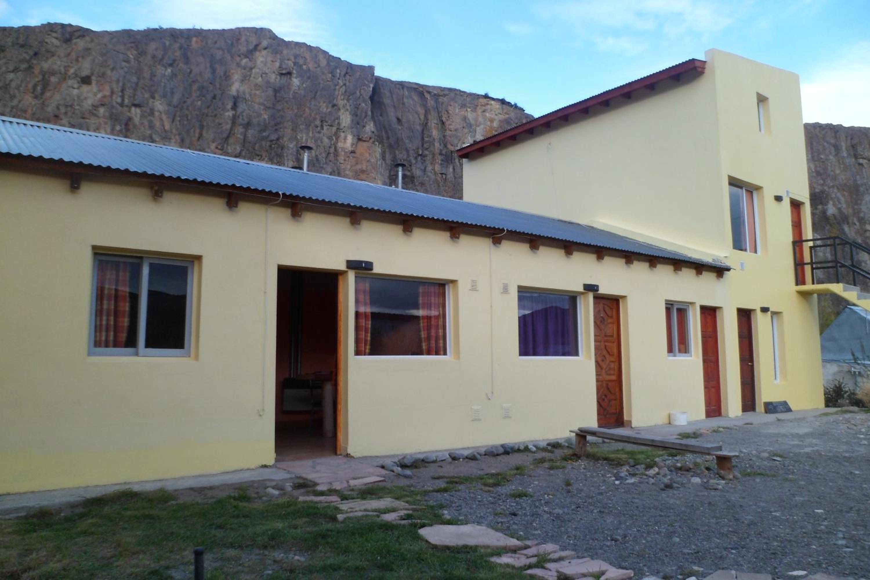 Milenarios Hostel
