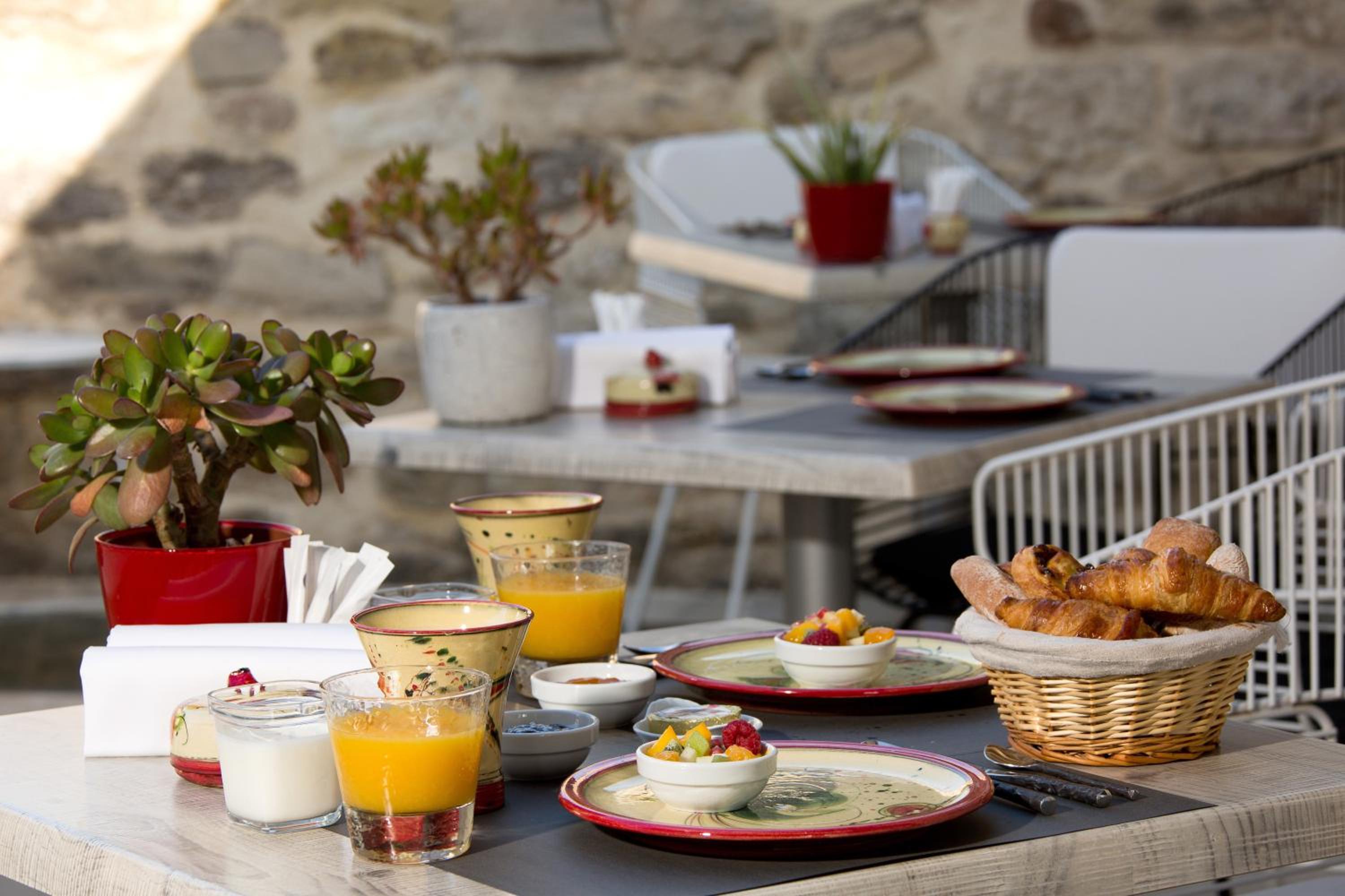 La Maison du Passage - Chambres, Spa et Restaurant