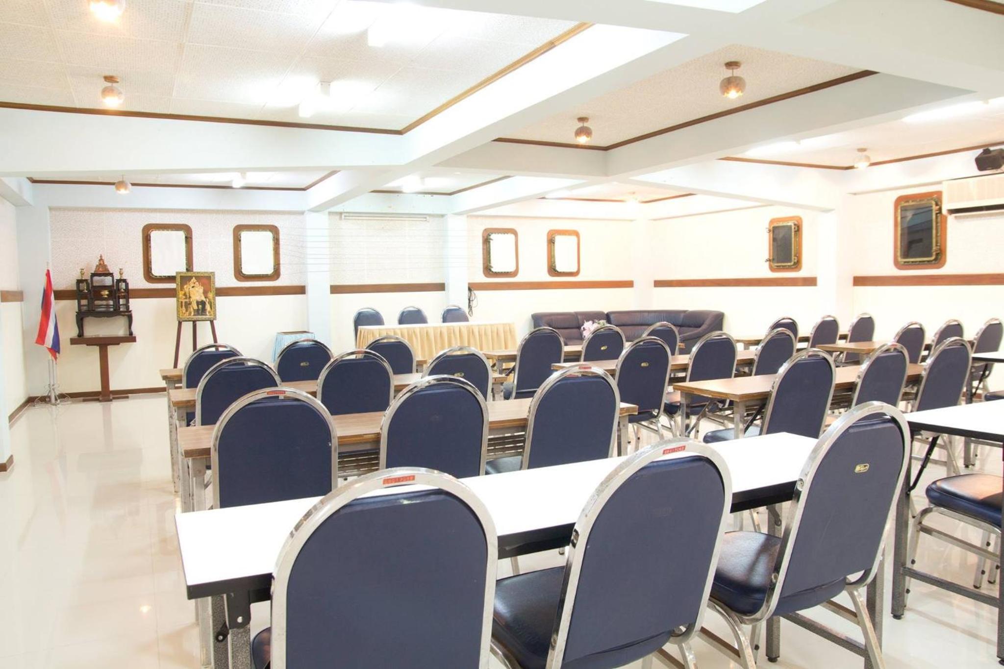 meeting & event spaces