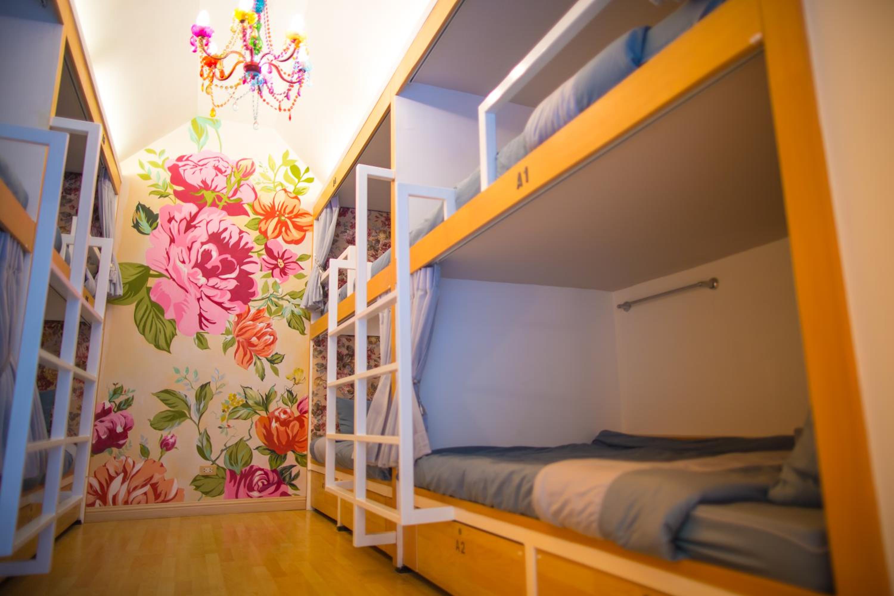 Chiangmai Midpoint Activity Hostel
