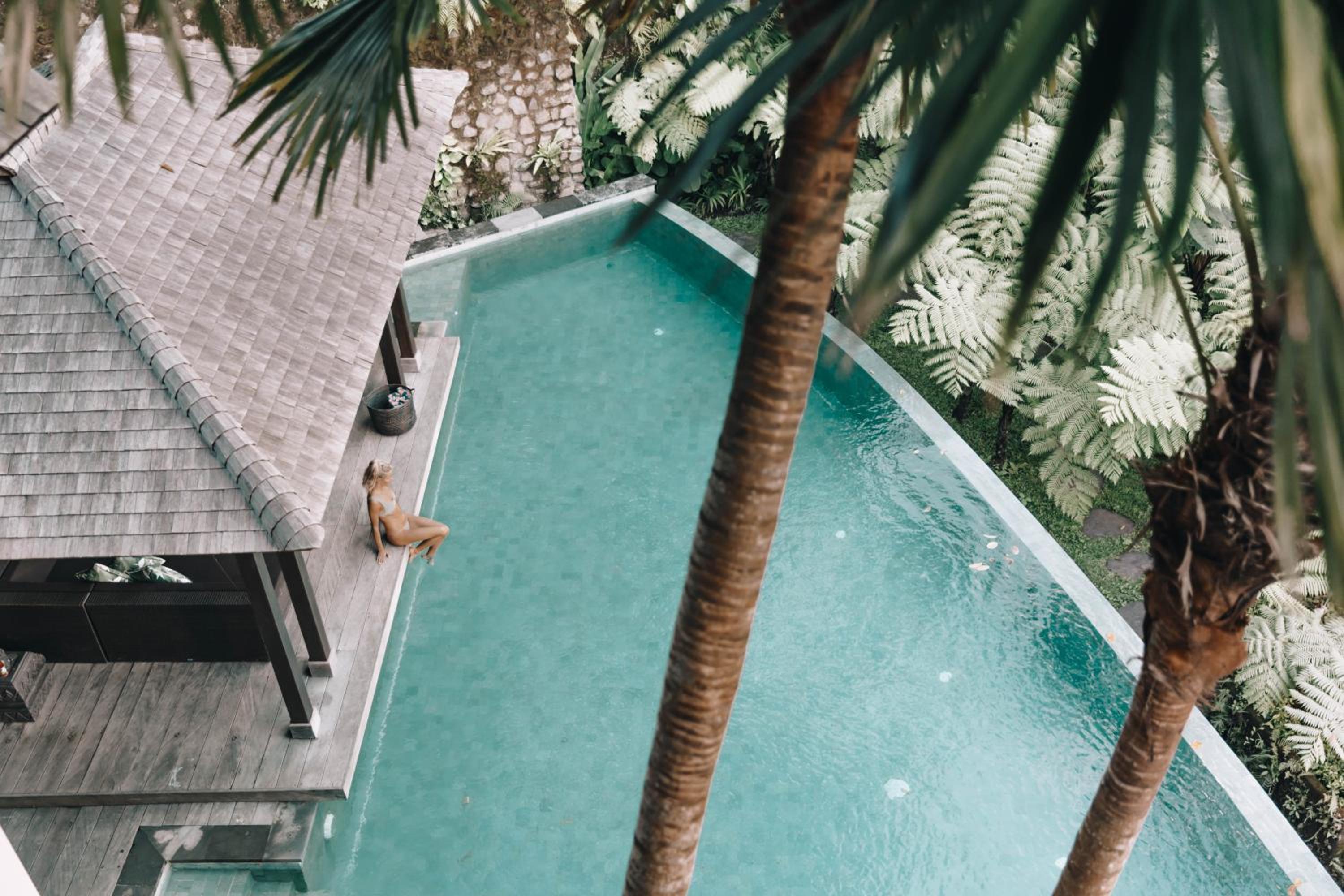 Villa Naga Putih