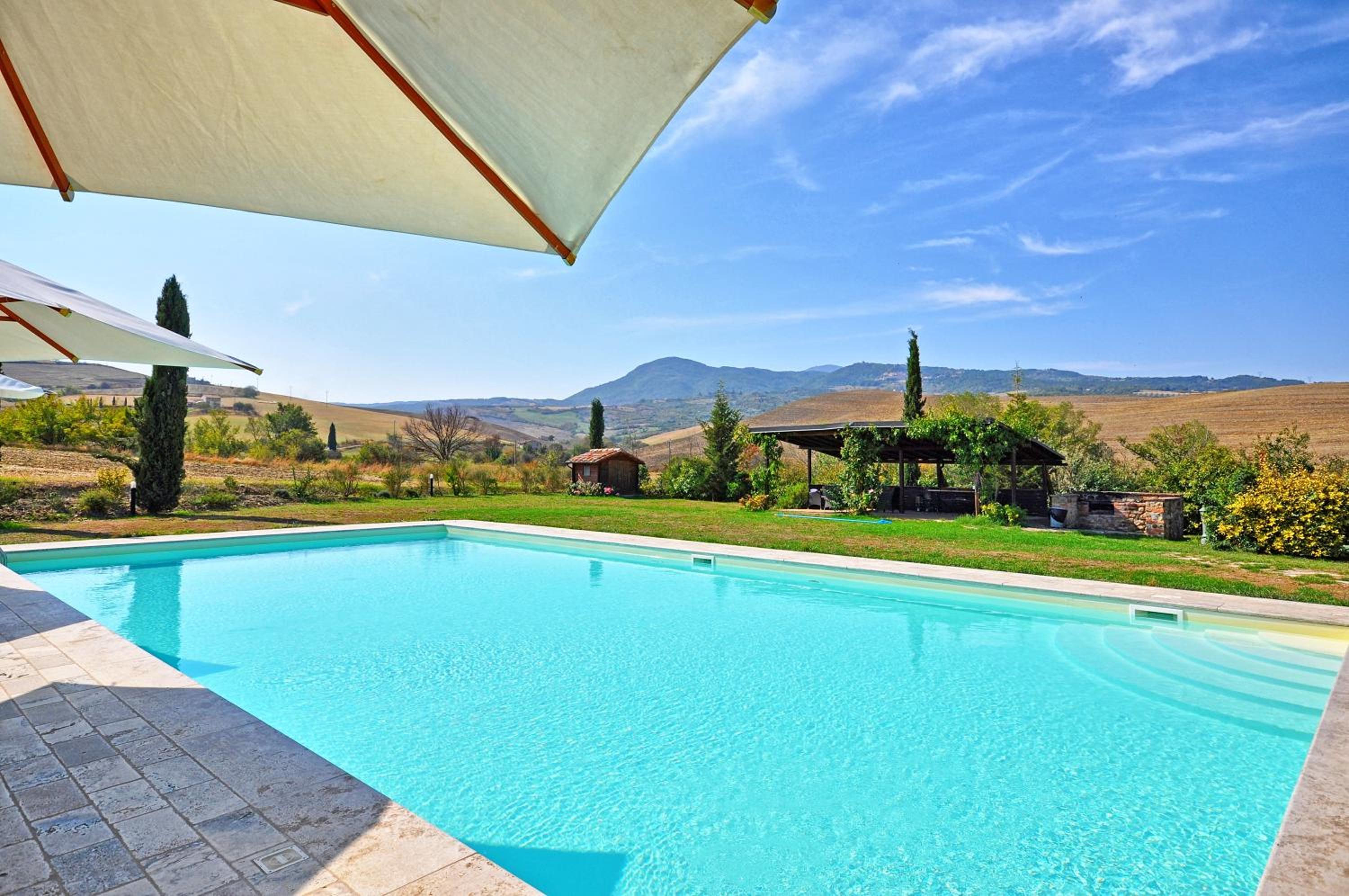 Villa Castiglione by PosarelliVillas