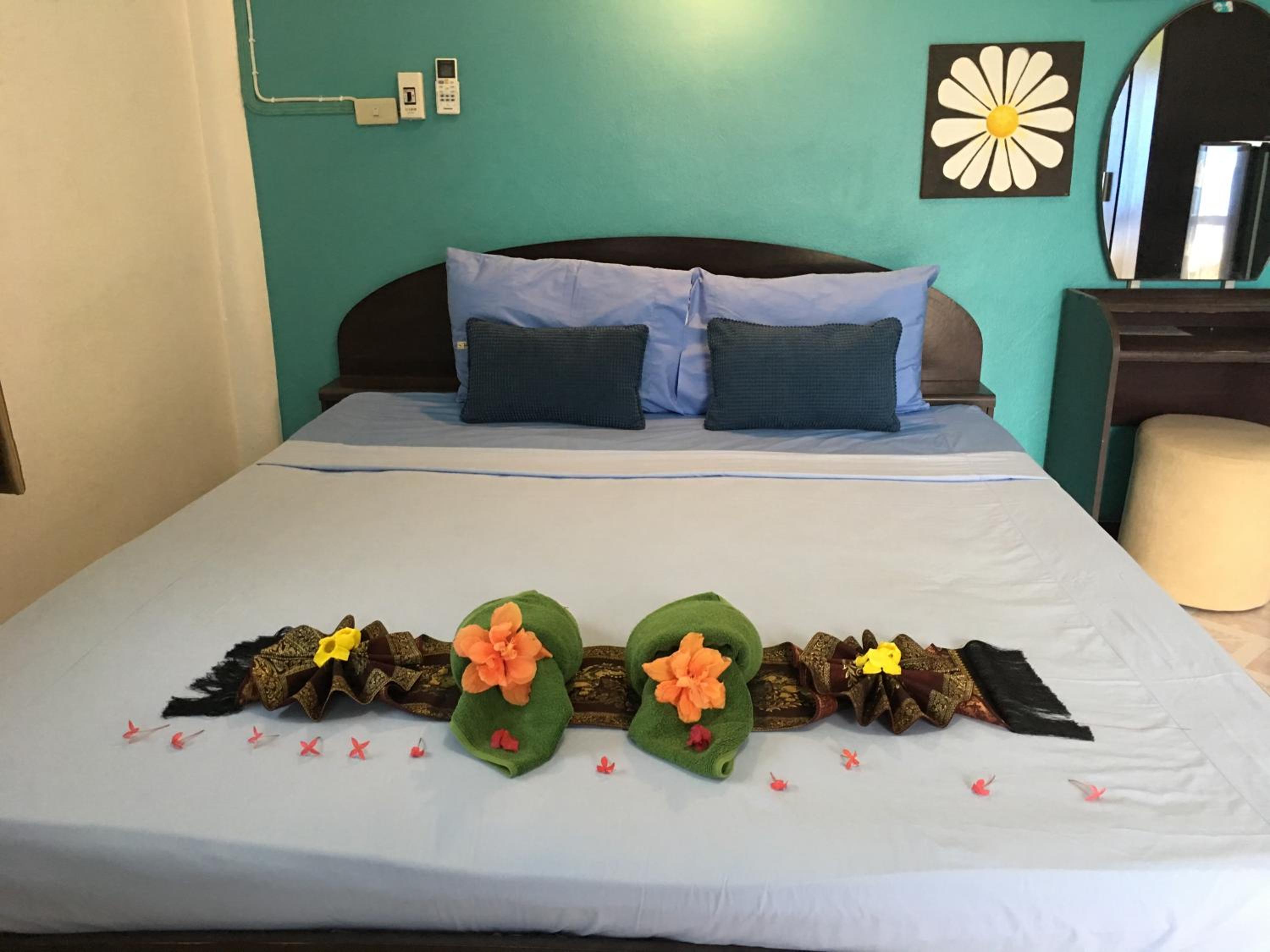 Lanta Garden Home