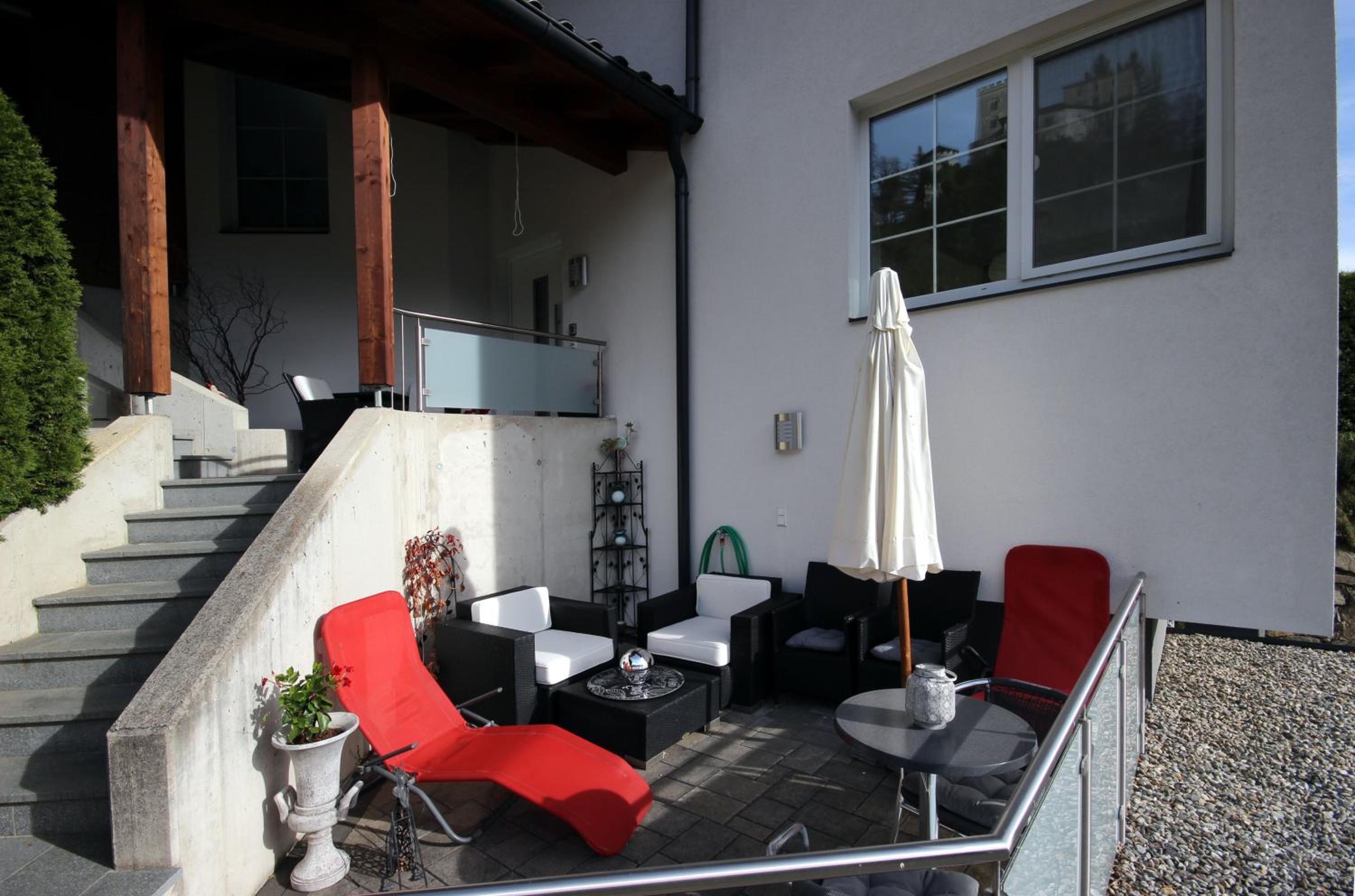 Apartments Schloß-Weißenstein-Straße